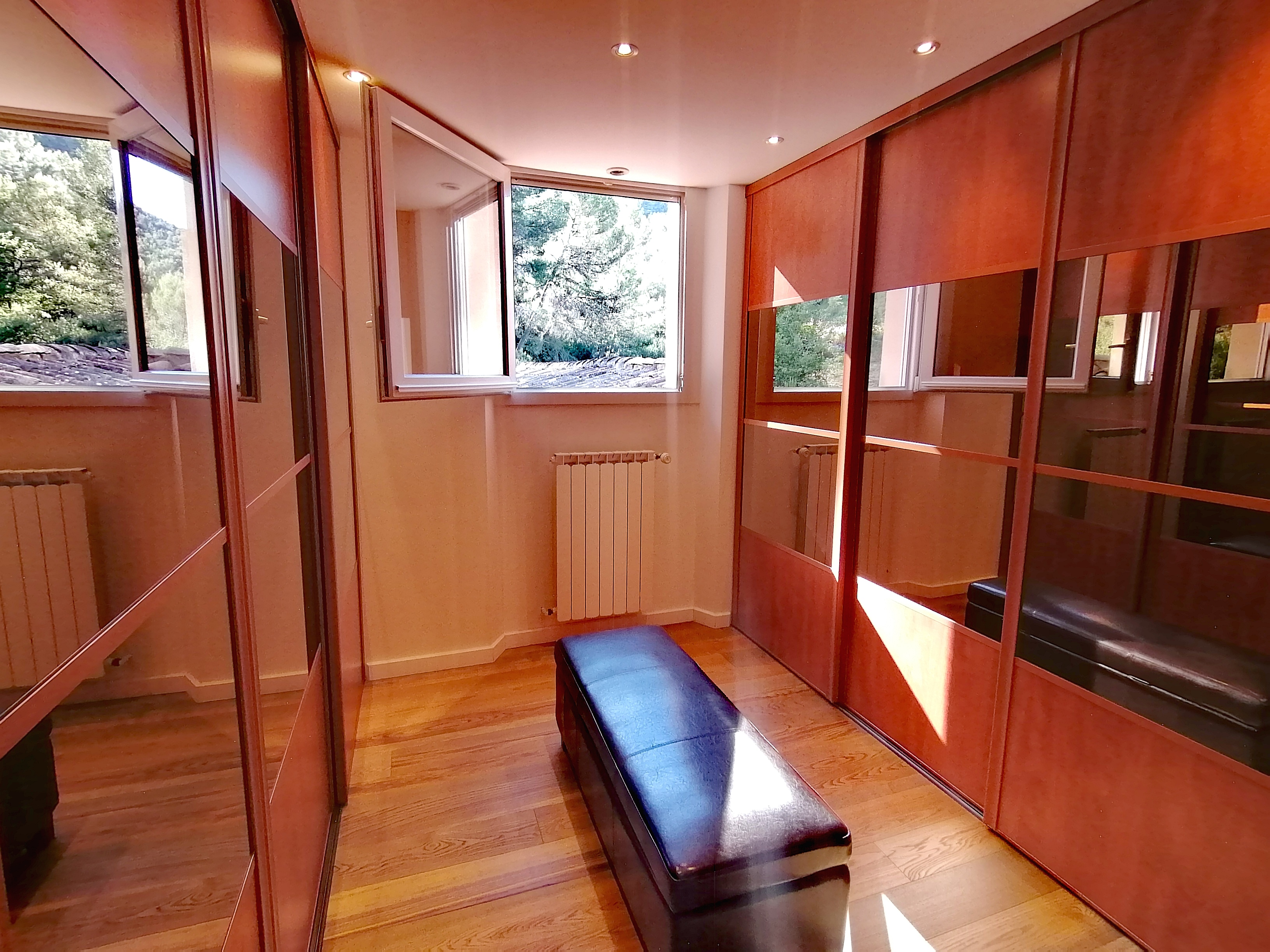 Propriété en France à vendre à Auriol, Bouches-du-Rhône - &#8364;1 630 000 - photo 