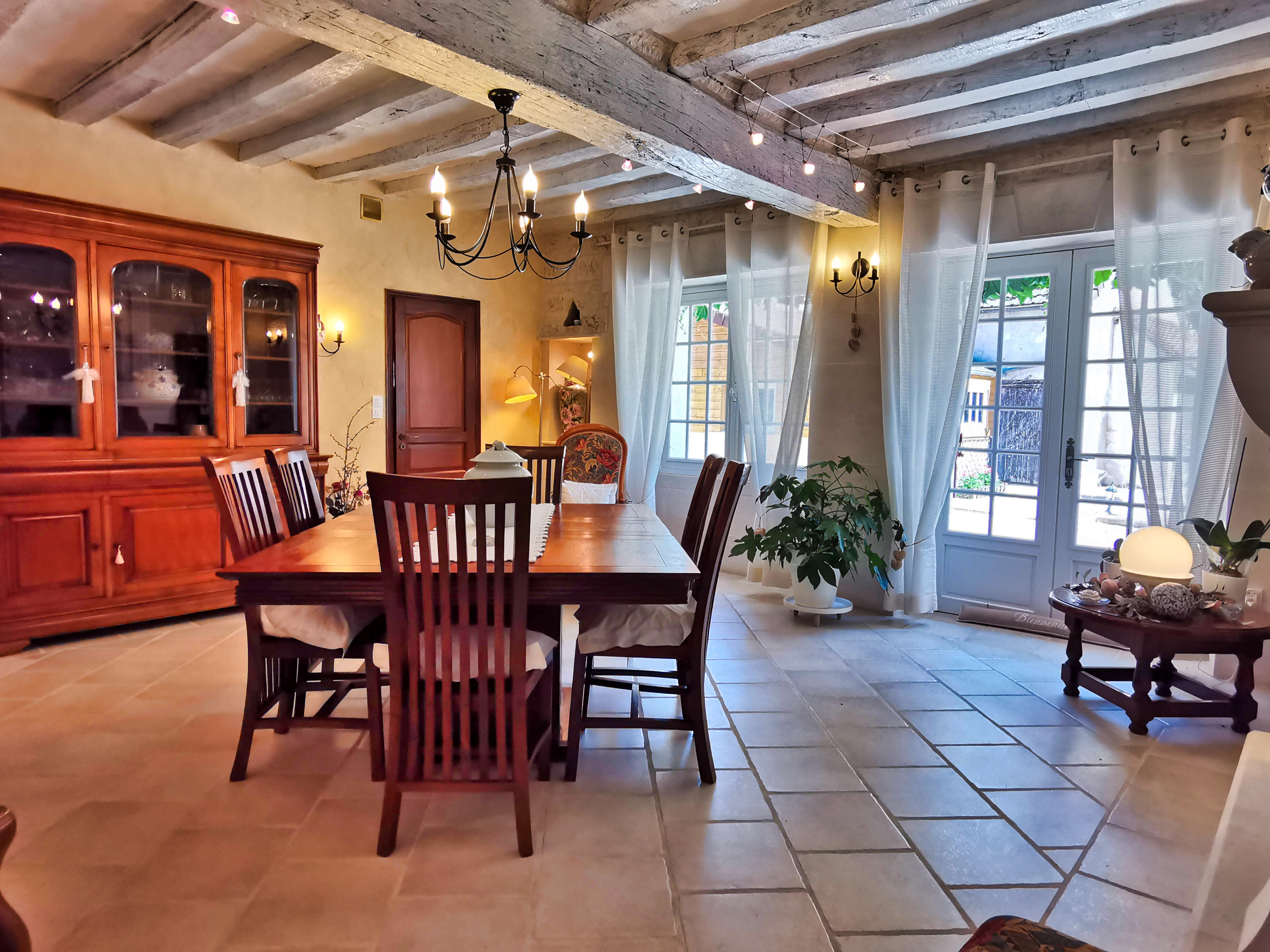 Propriété en France à vendre à Saint-Aignan, Loir-et-Cher - &#8364;710 200 - photo 