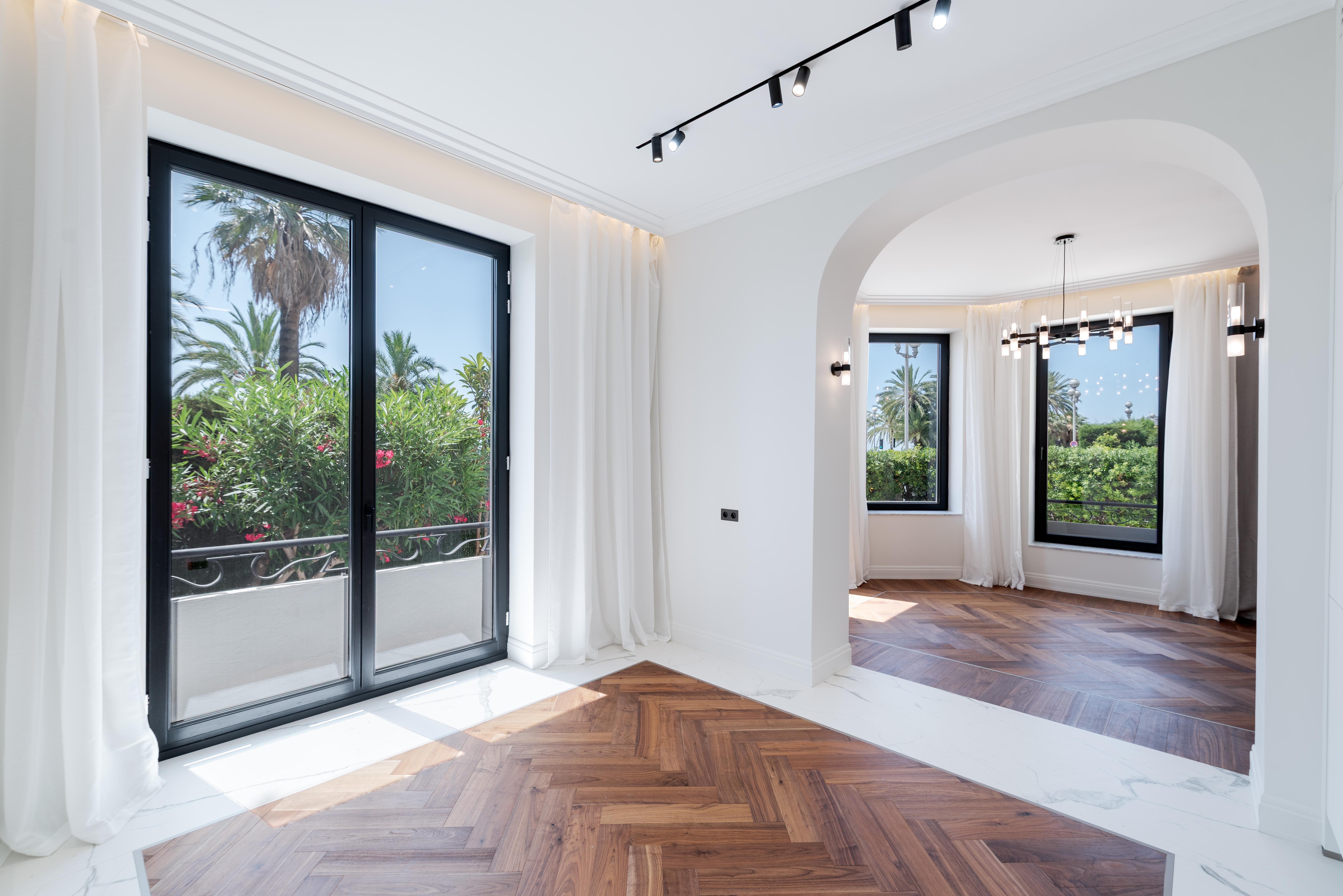 French property for sale in Nice, Alpes-Maritimes - €4,200,000 - photo 