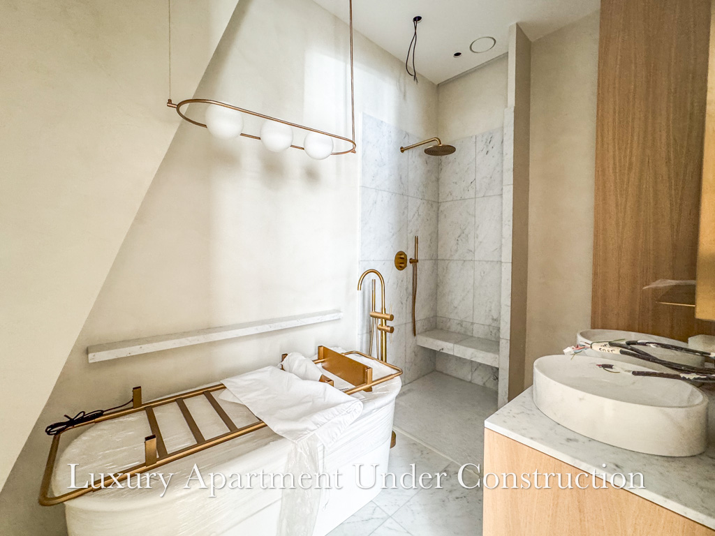 French property for sale in Paris 4e Arrondissement, Paris - €2,250,000 - photo 
