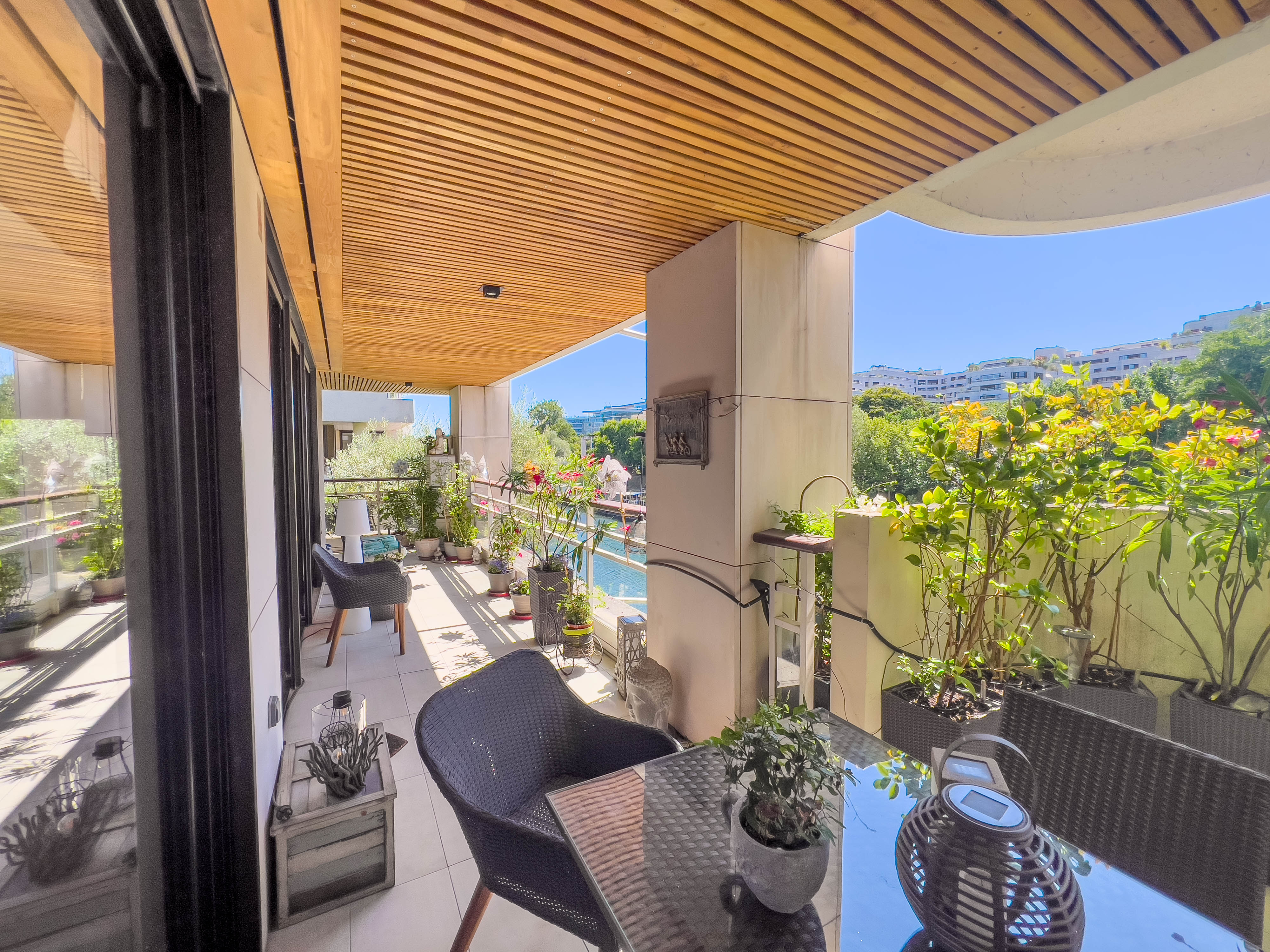 French property for sale in Levallois-Perret, Hauts-de-Seine - €1,450,000 - photo 