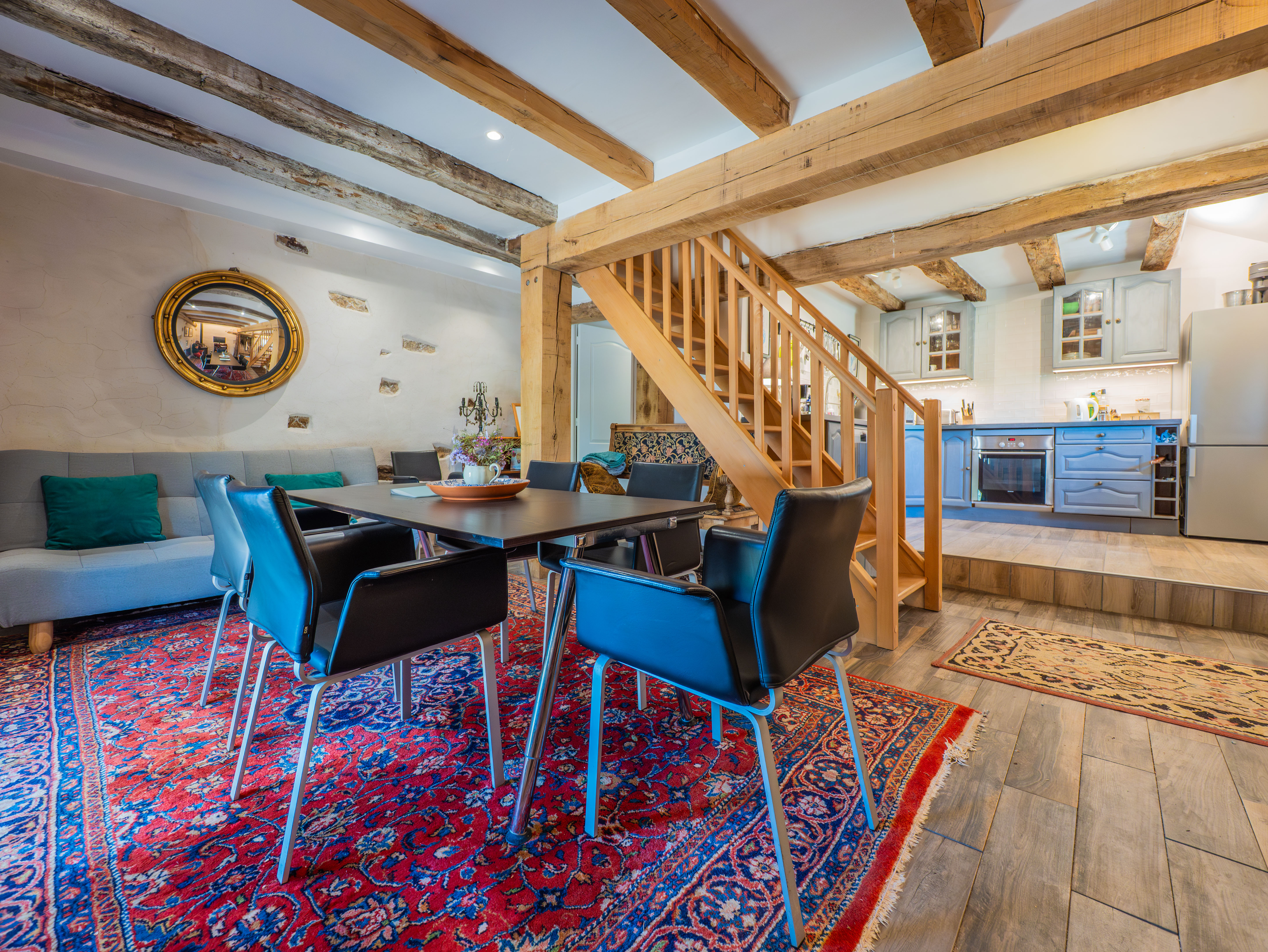 Propriété en France à vendre à Brigueil-le-Chantre, Vienne - &#8364;990 150 - photo 