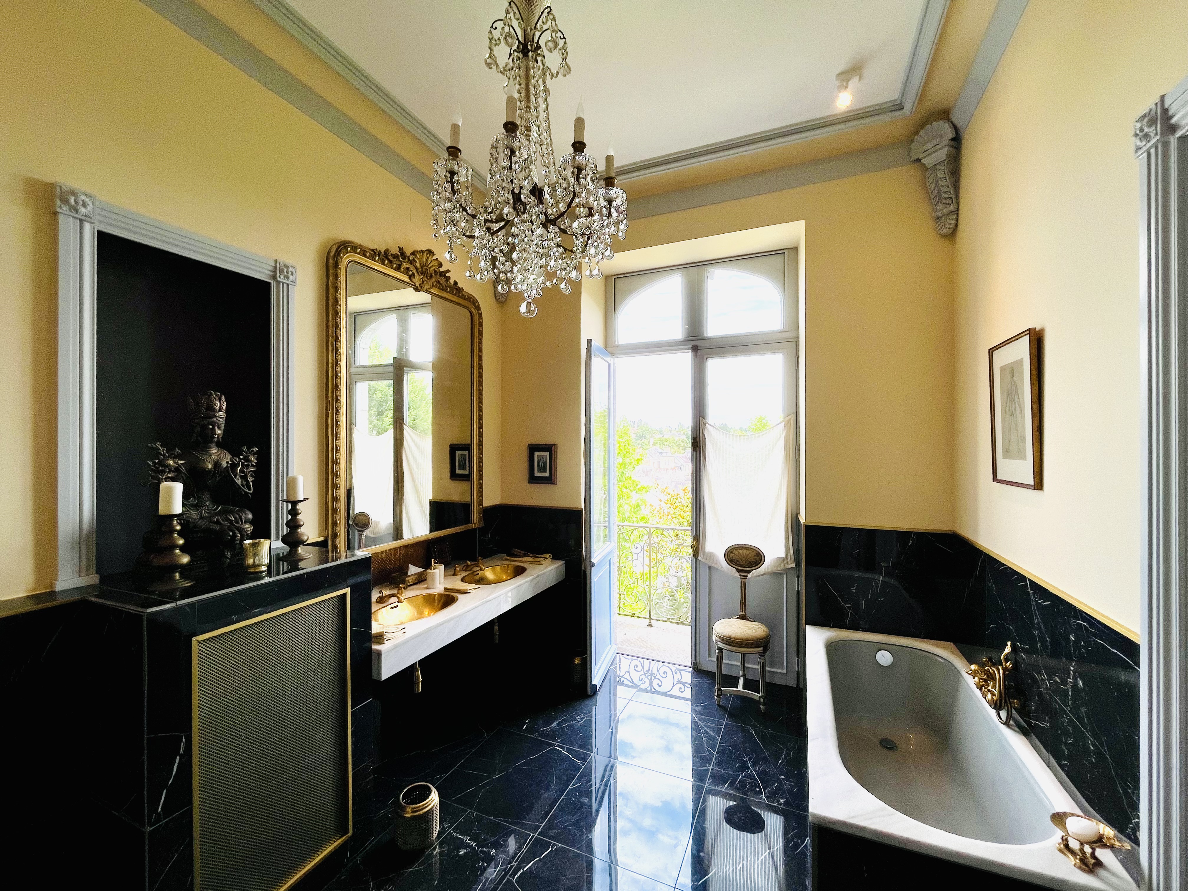 French property for sale in Mayenne, Mayenne - €950,000 - photo 