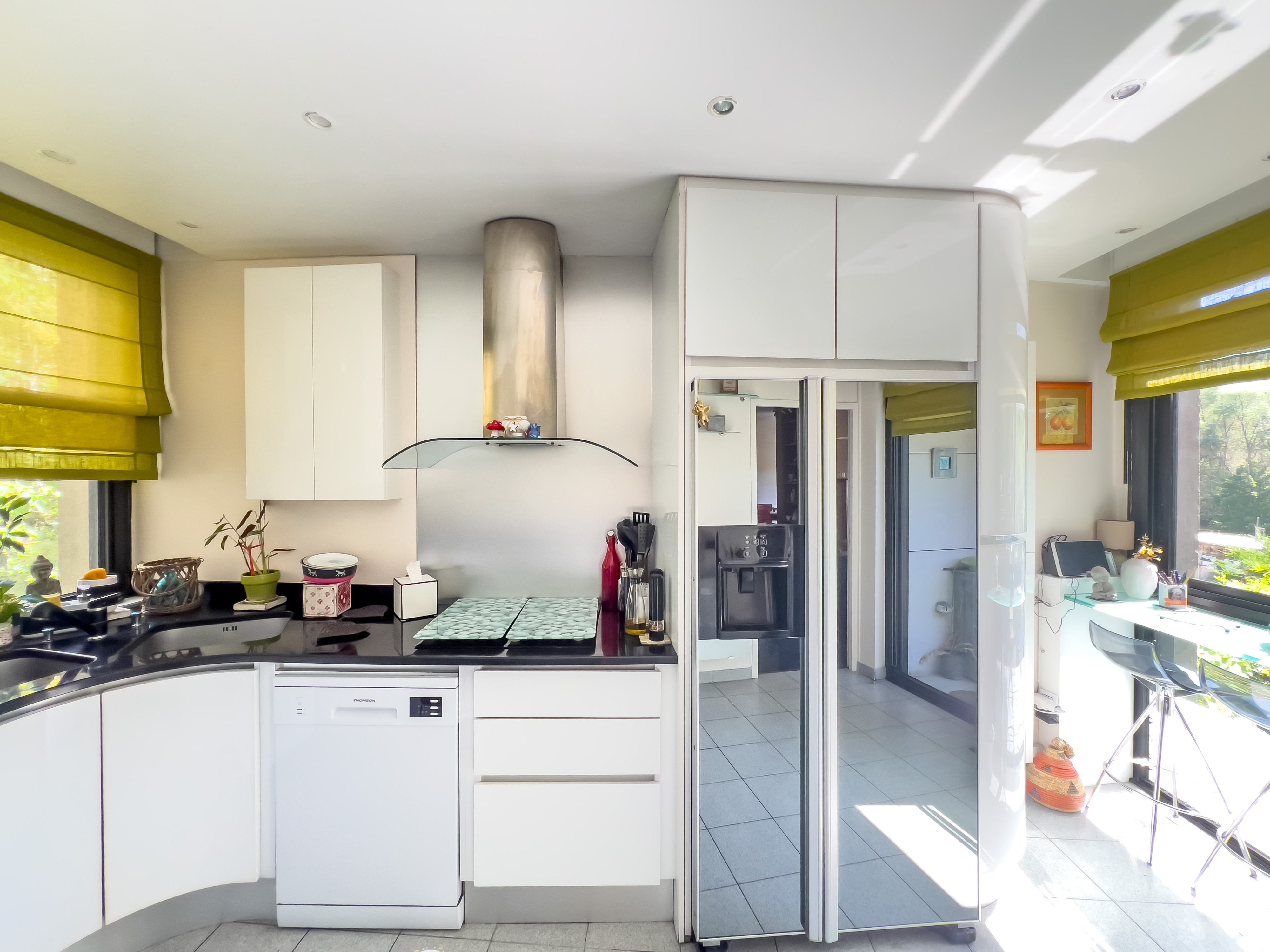 French property for sale in Levallois-Perret, Hauts-de-Seine - €1,450,000 - photo 