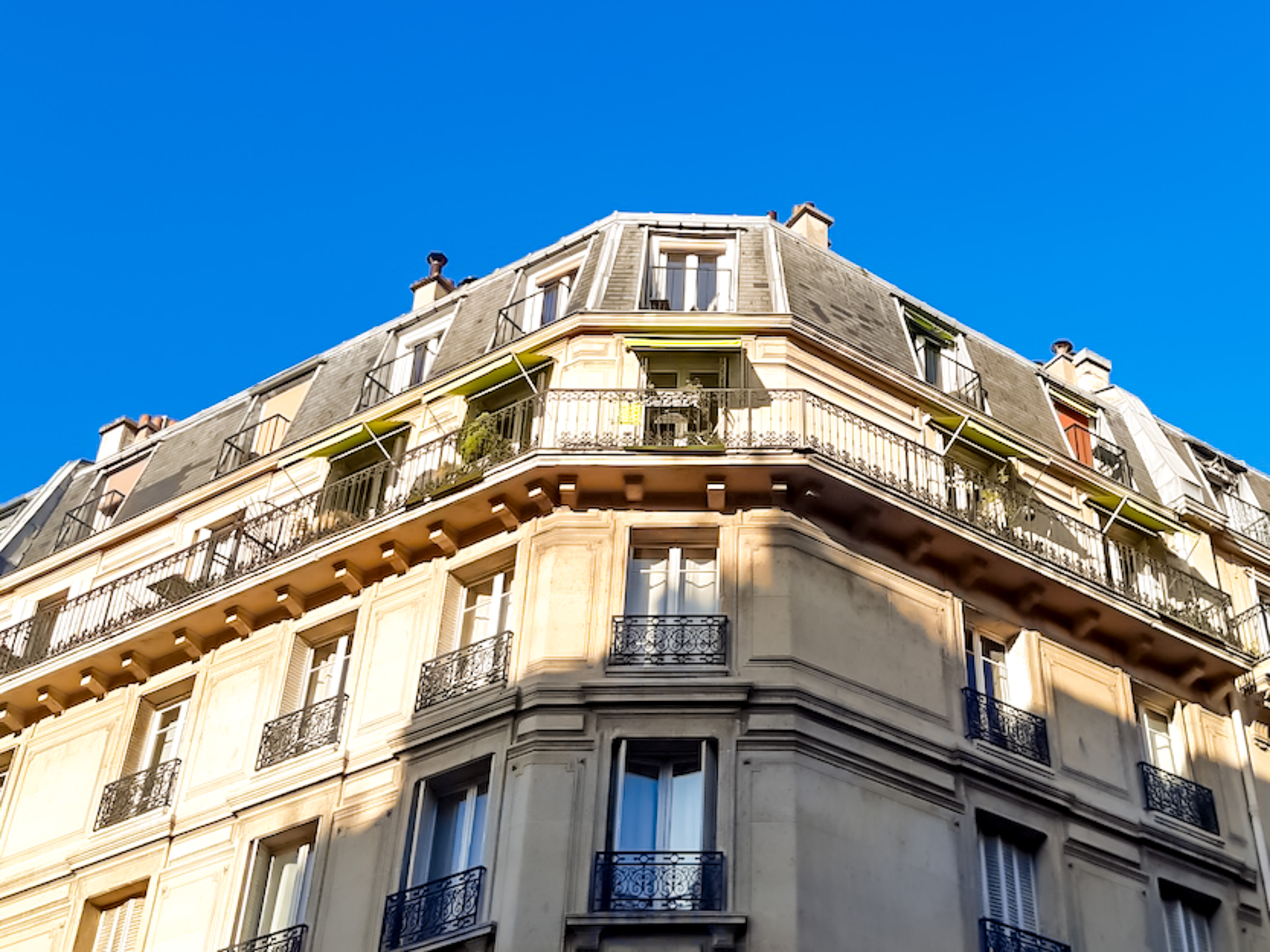 French property for sale in Paris 16e Arrondissement, Paris - €2,000,000 - photo 