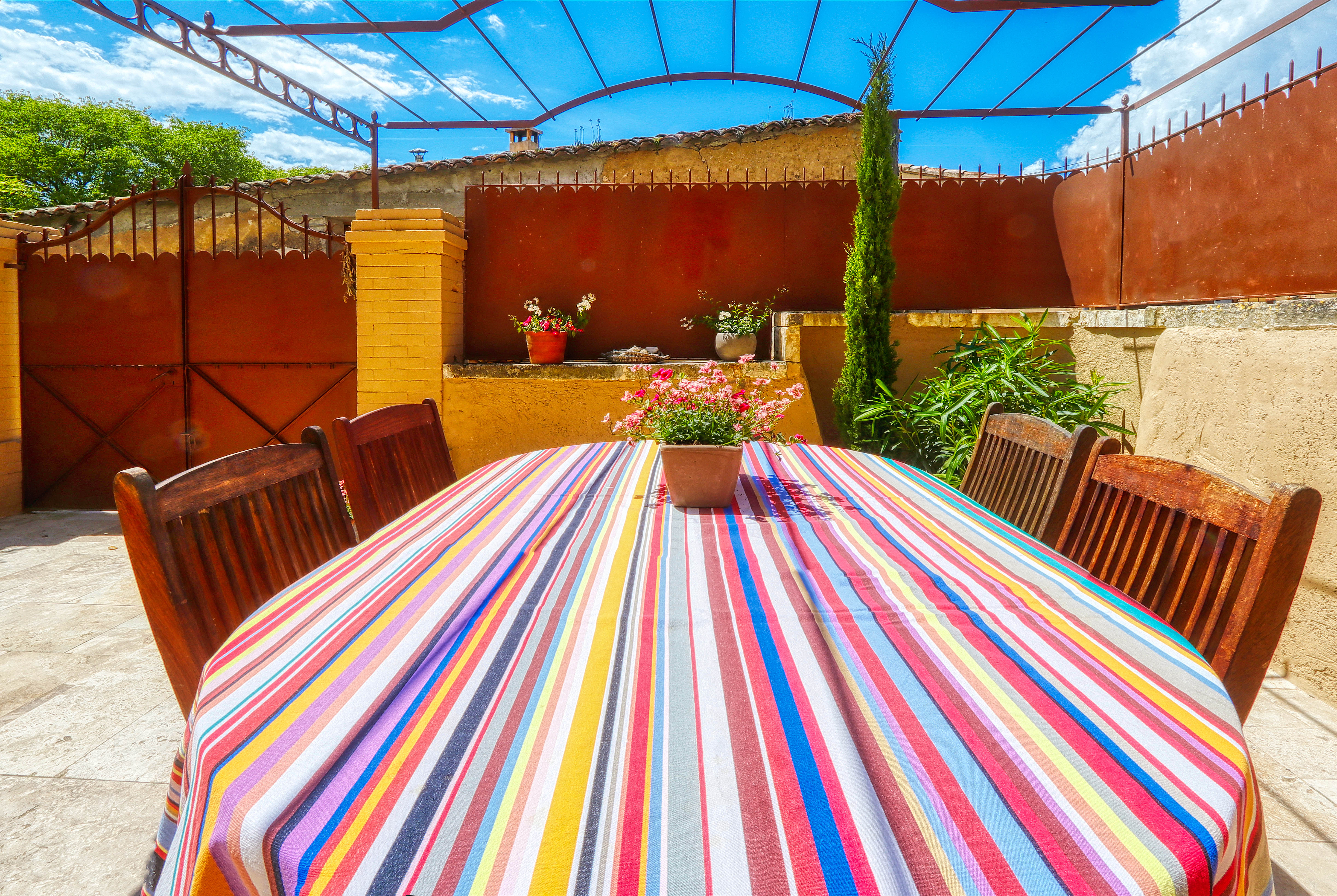 Propriété en France à vendre à Rustrel, Vaucluse - &#8364;798 000 - photo 