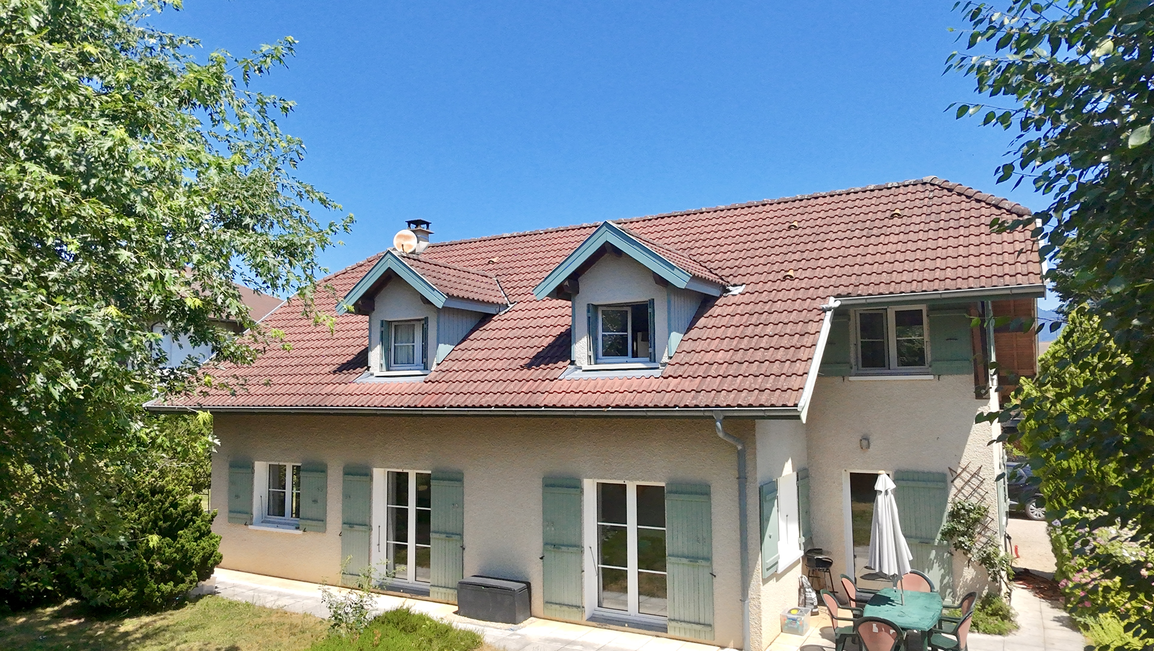 French property for sale in Saint-Jorioz, Haute-Savoie - €1,240,000 - photo 