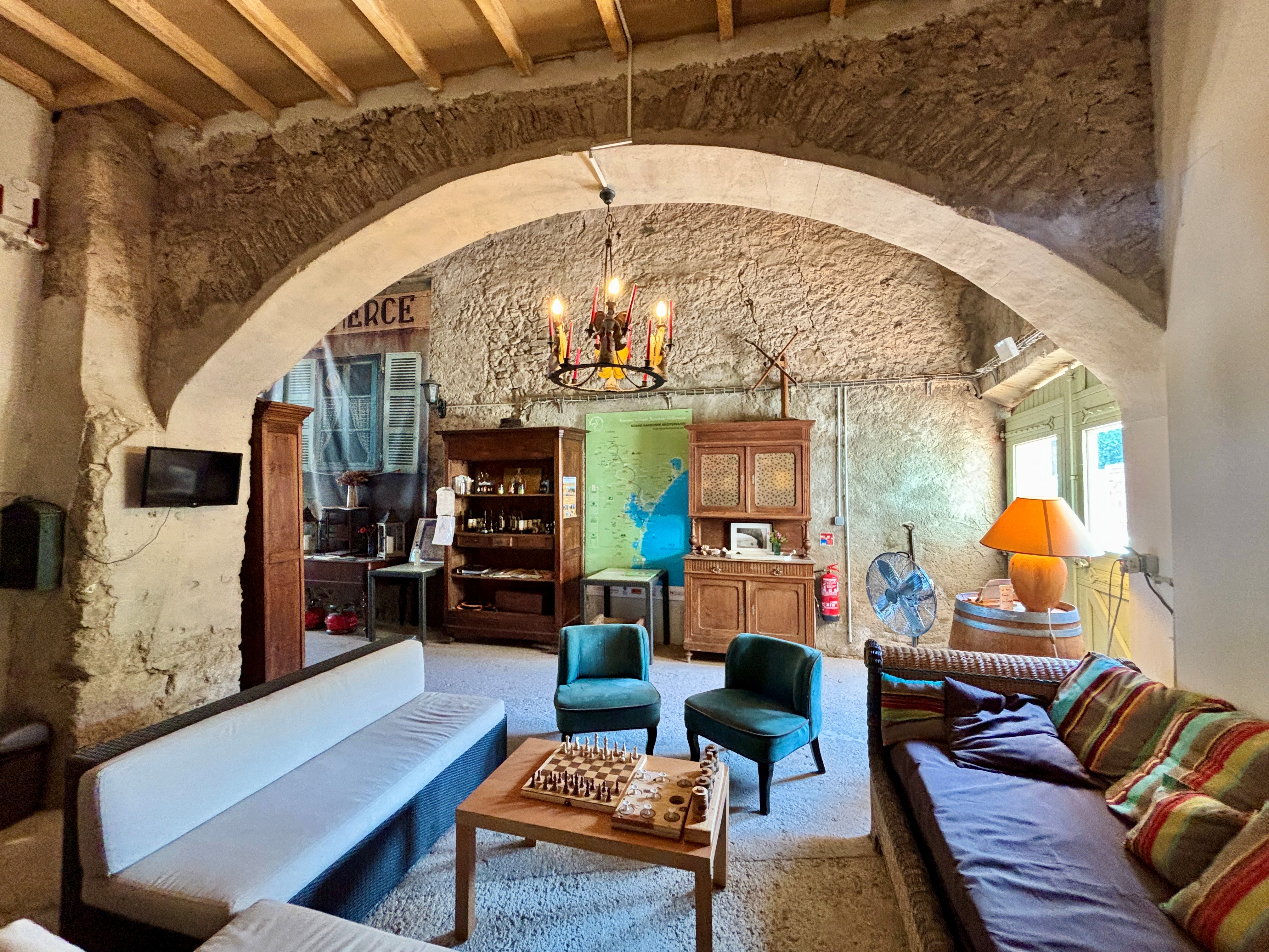 Propriété en France à vendre à Saint-Nazaire-d'Aude, Aude - &#8364;1 495 000 - photo 