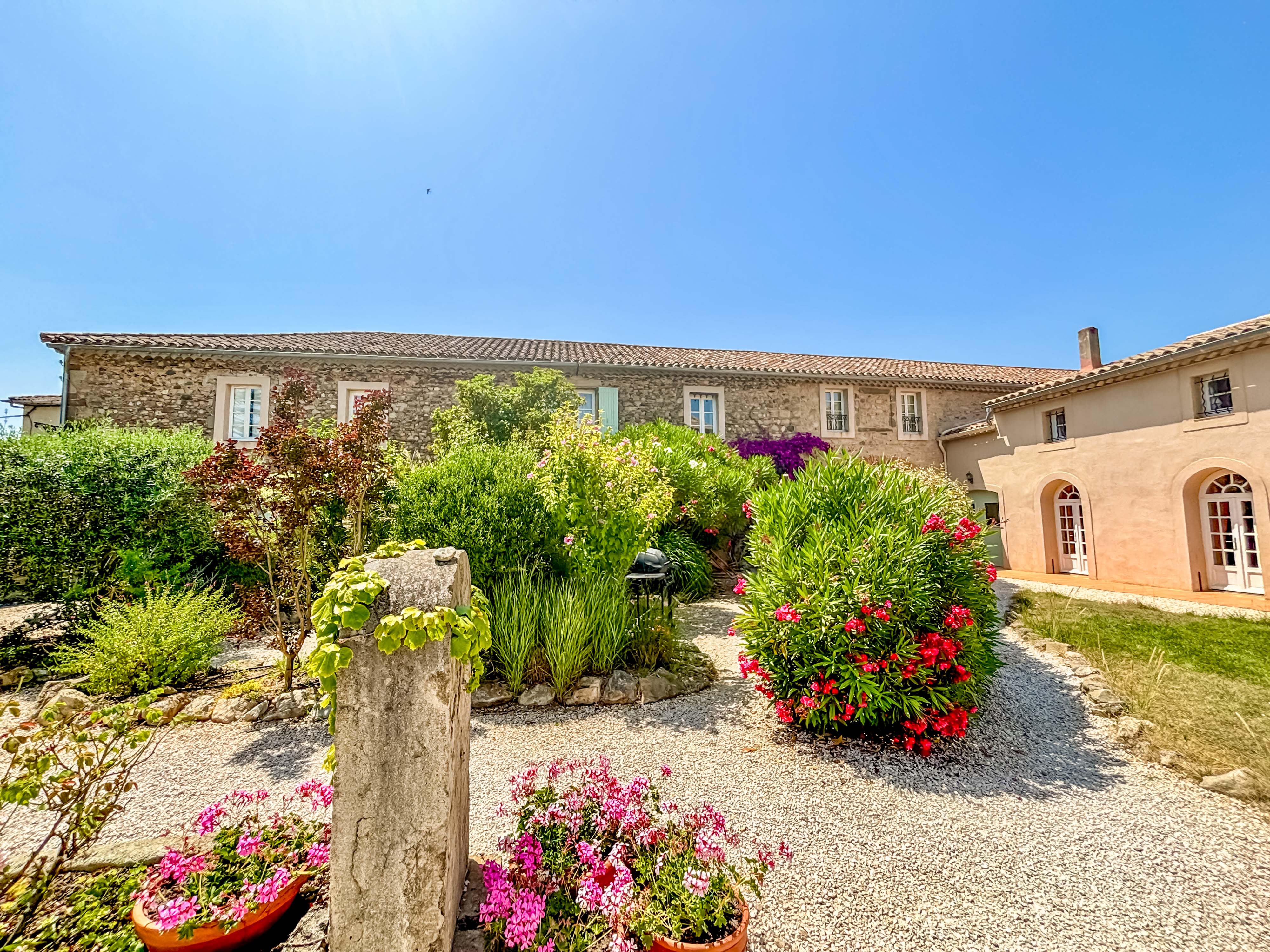 French property for sale in Narbonne, Aude - €1,495,000 - photo 