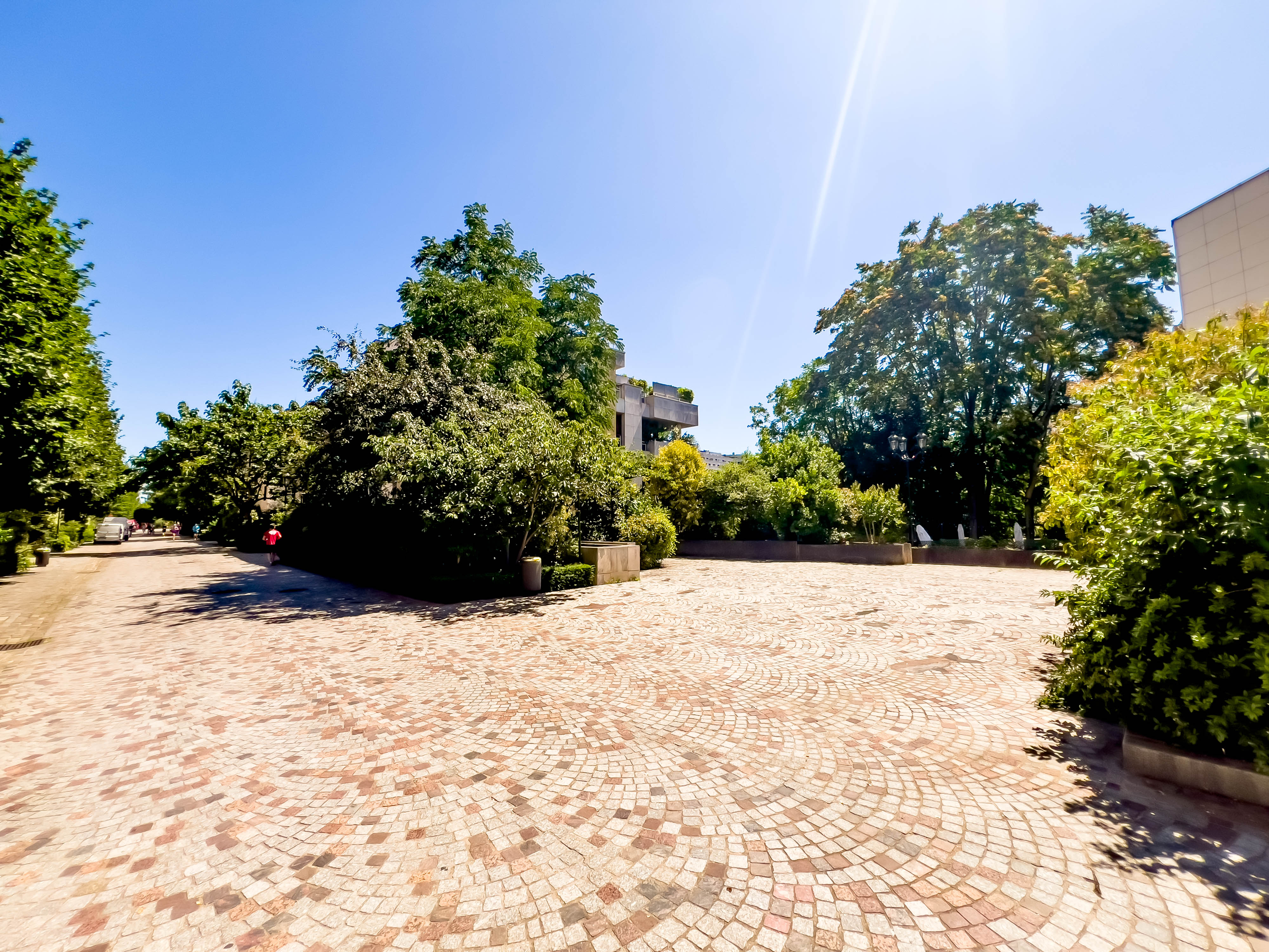 French property for sale in Levallois-Perret, Hauts-de-Seine - €1,450,000 - photo 