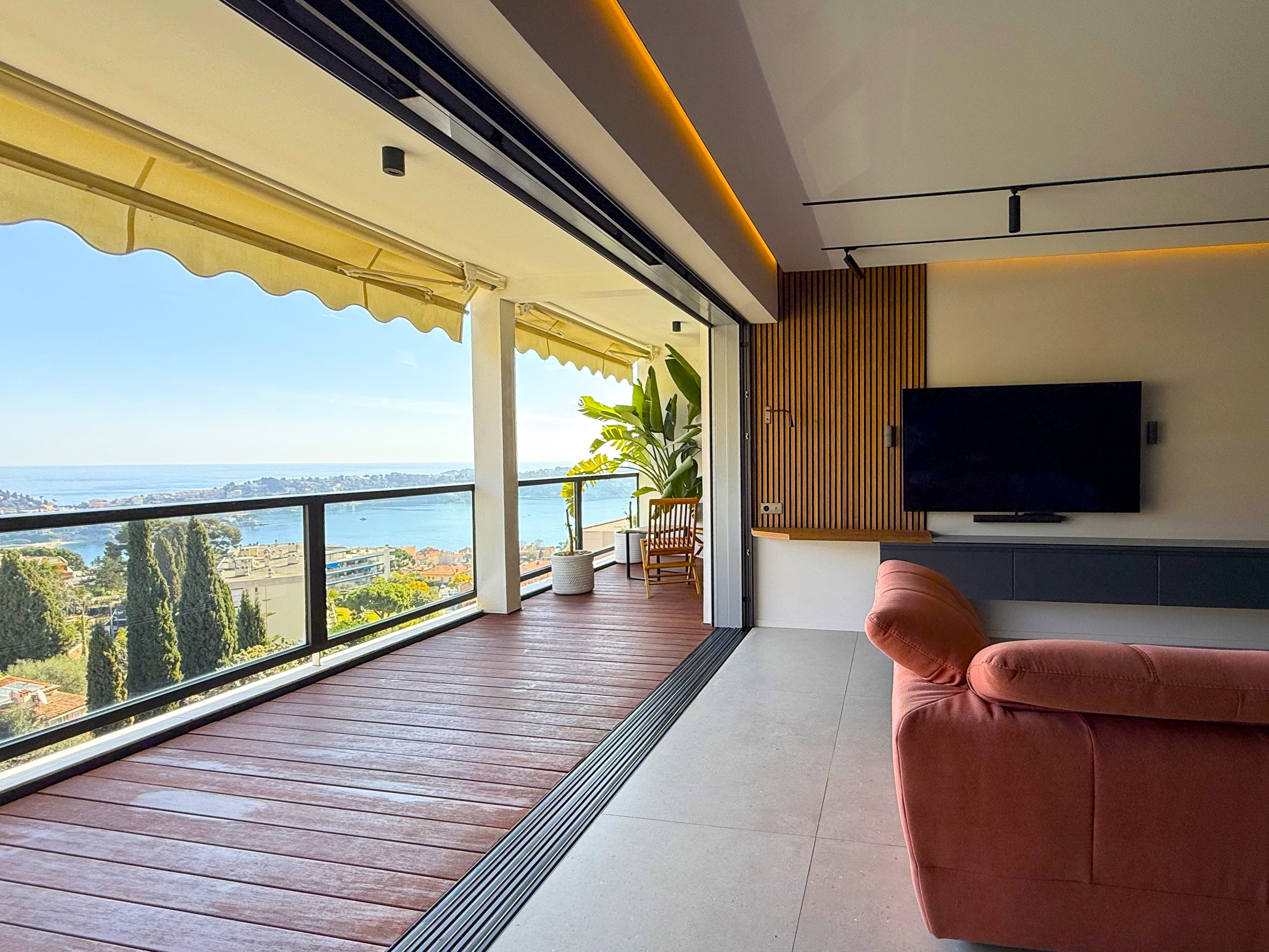 Propriété en France à vendre à Villefranche-sur-Mer, Alpes-Maritimes - &#8364;990 000 - photo 