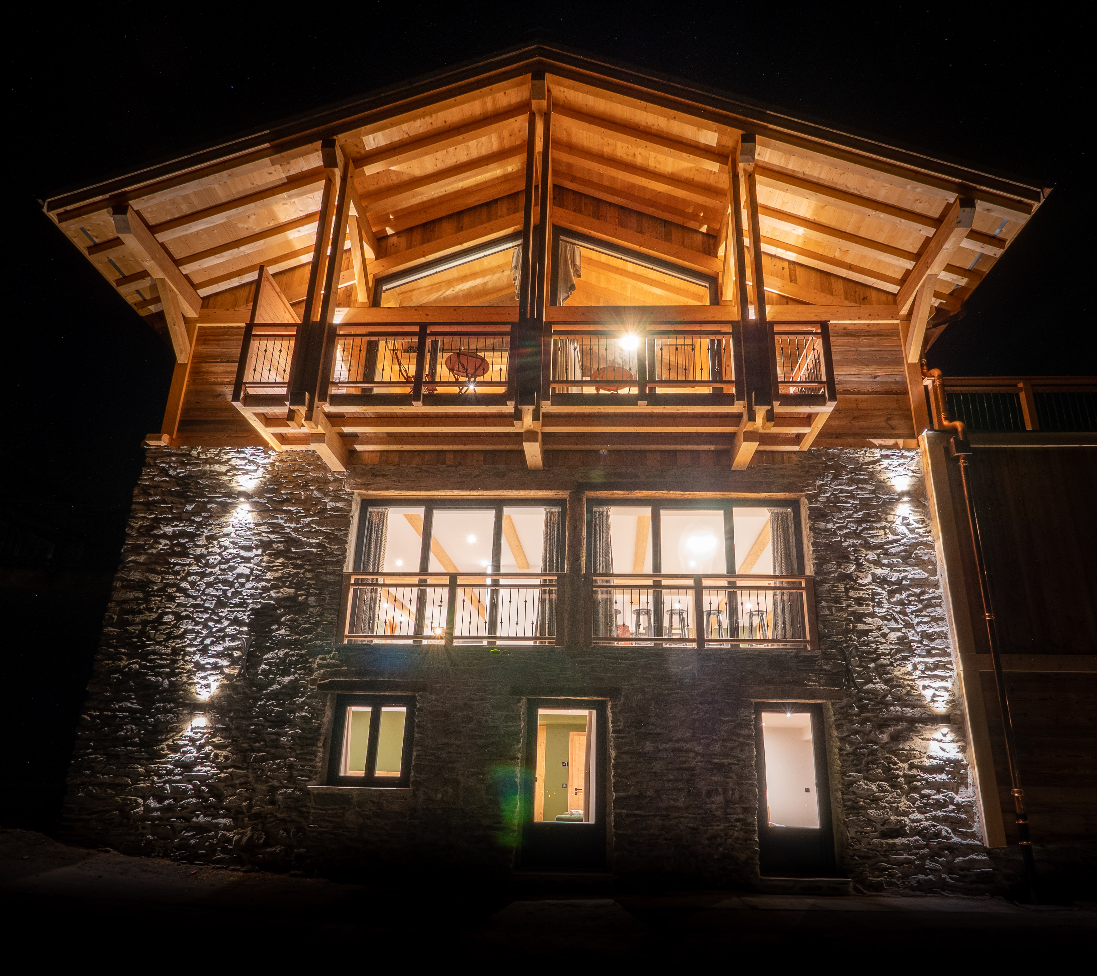 Propriété en France à vendre à Bourg-Saint-Maurice, Savoie - &#8364;2 945 000 - photo 
