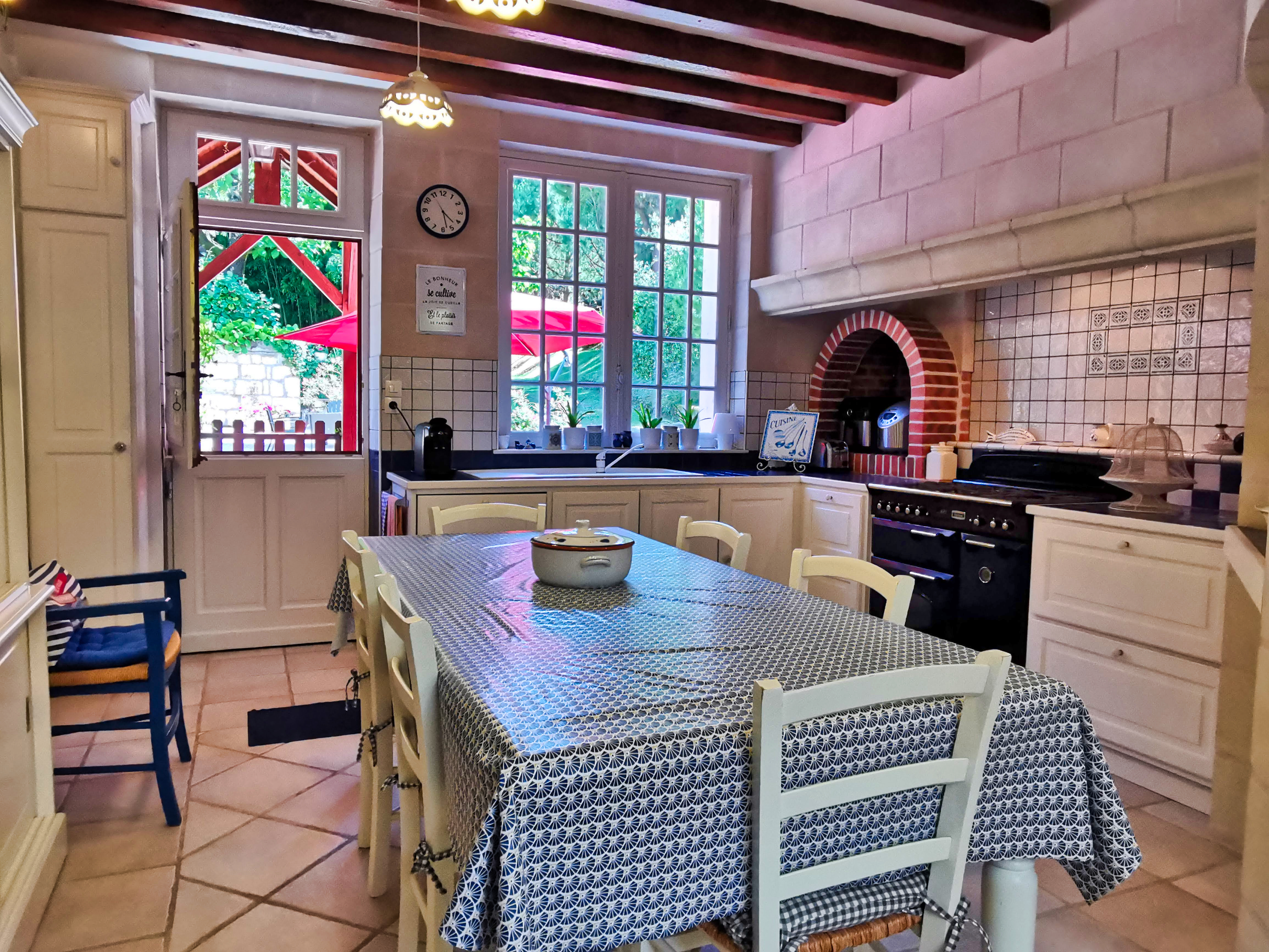 Propriété en France à vendre à Saint-Aignan, Loir-et-Cher - &#8364;710 200 - photo 