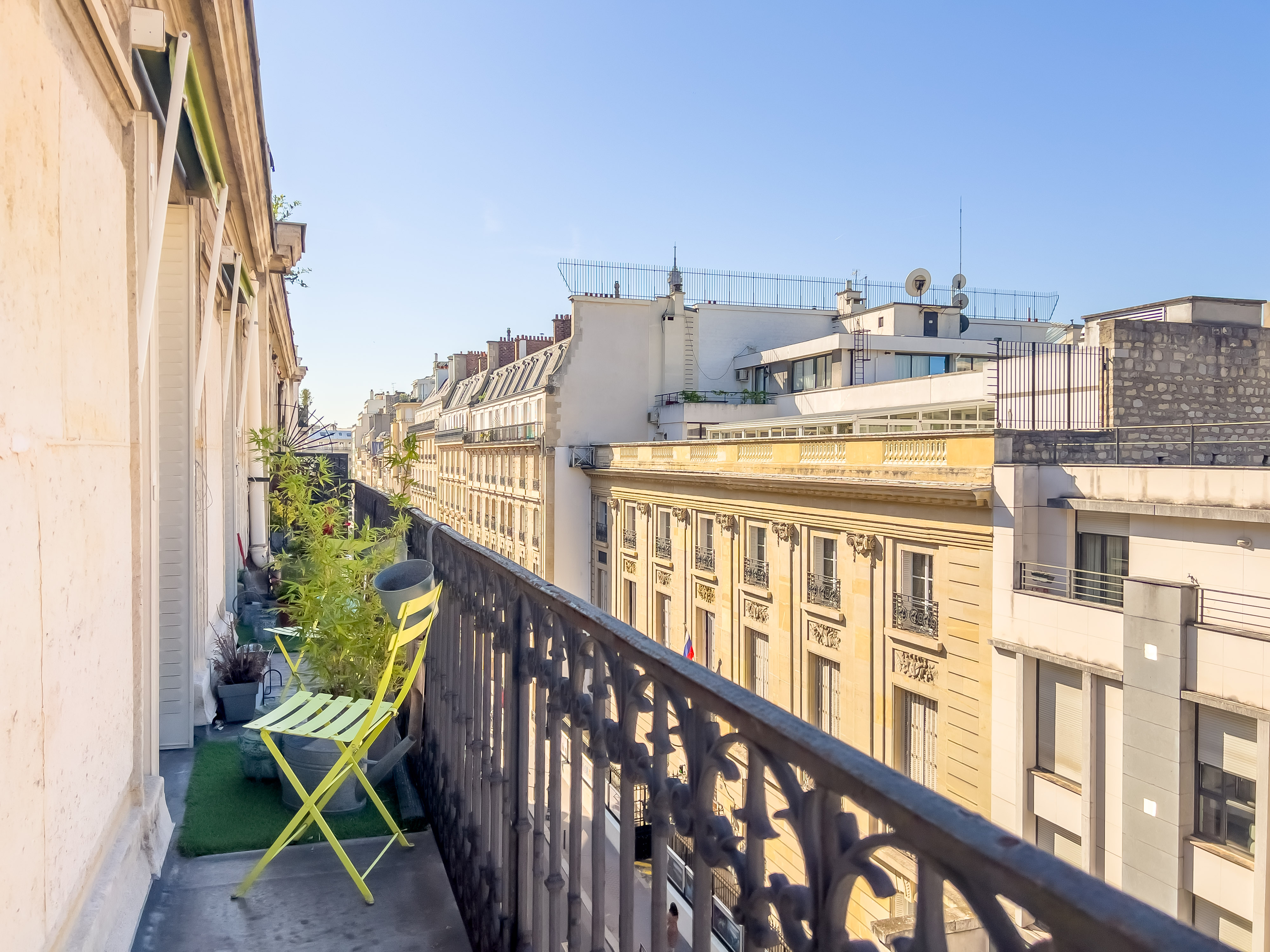 French property for sale in Paris 16e Arrondissement, Paris - €2,000,000 - photo 