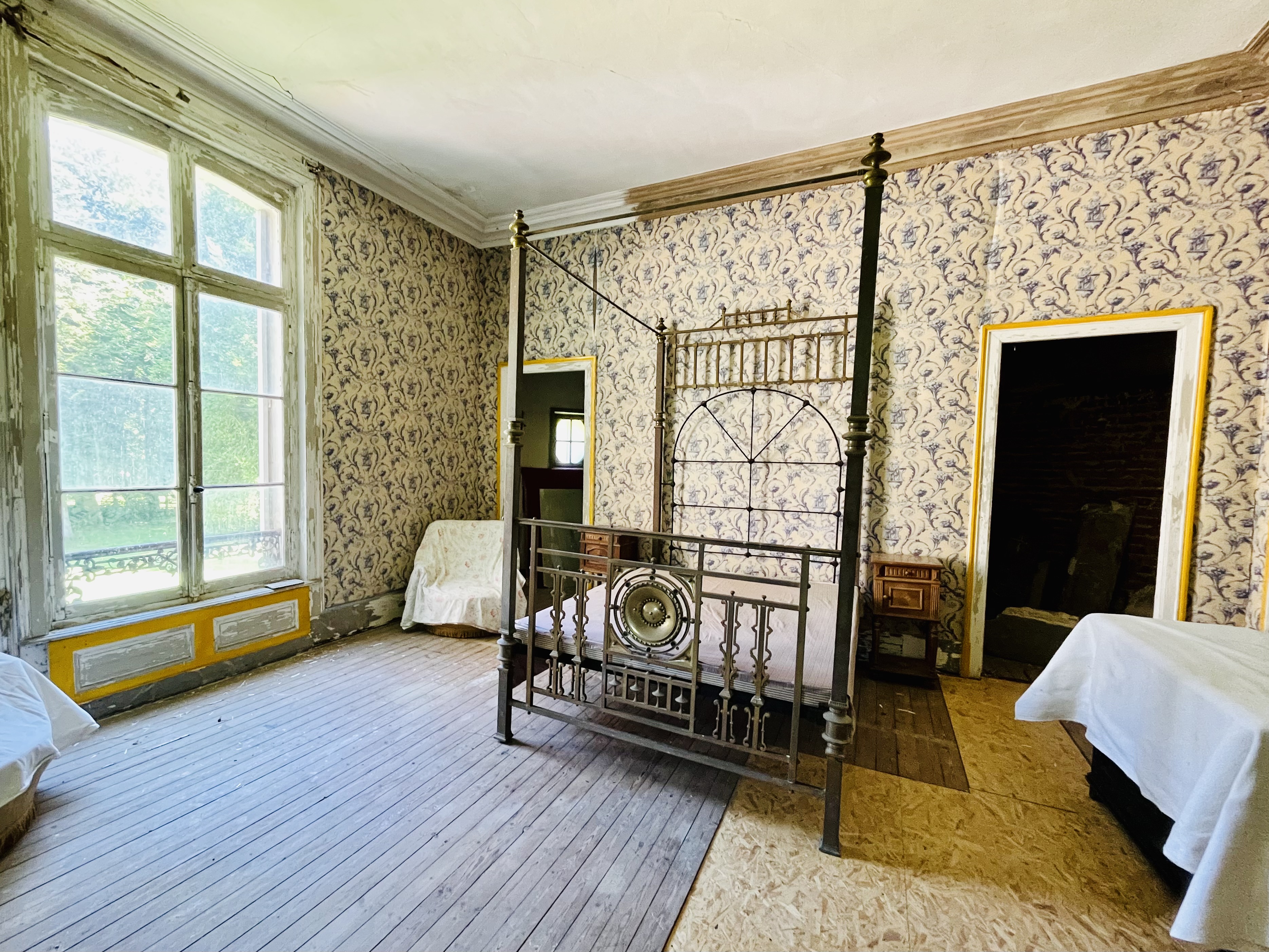 French property for sale in Lisieux, Calvados - €1,400,000 - photo 