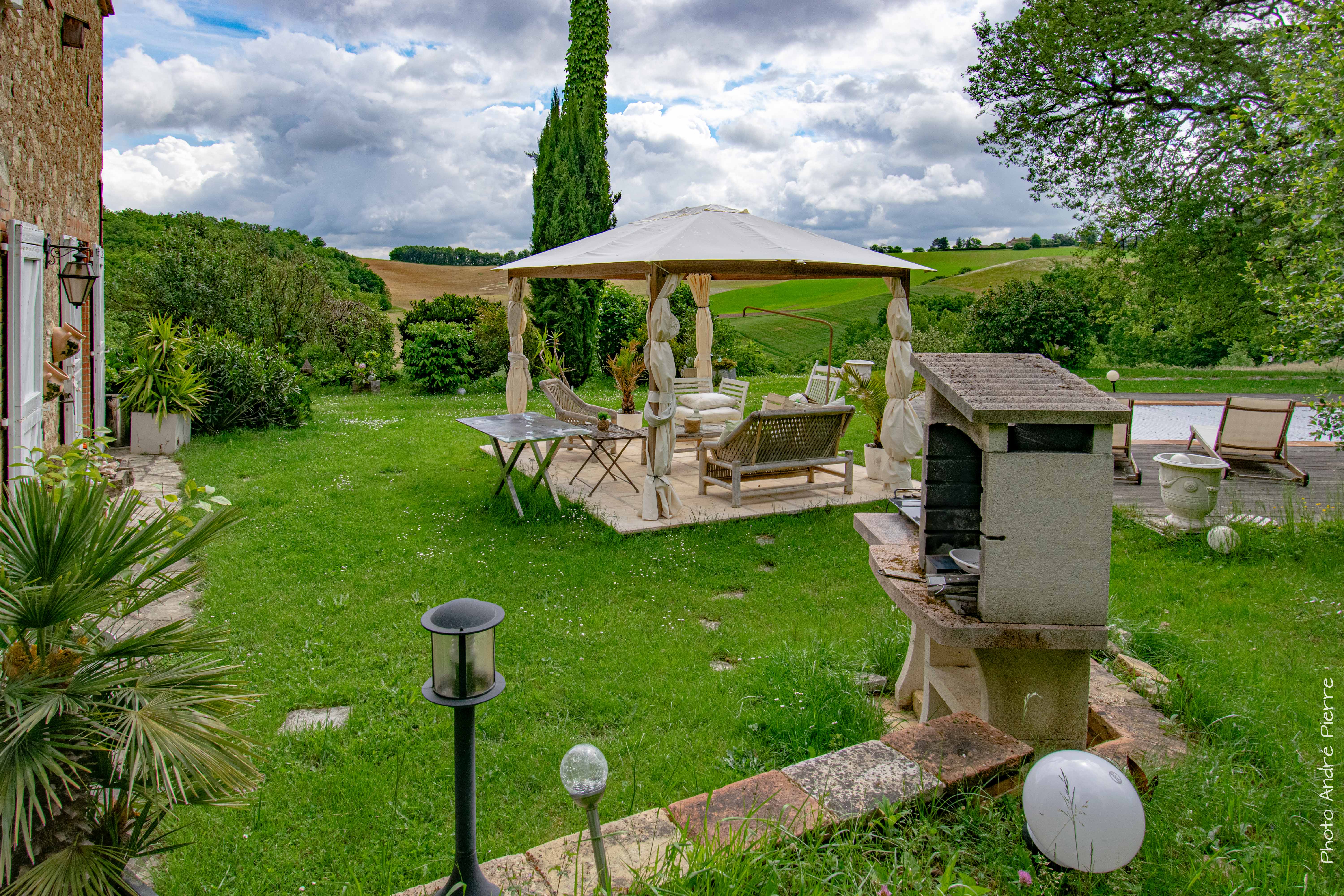 Propriété en France à vendre à Briatexte, Tarn - &#8364;556 000 - photo 