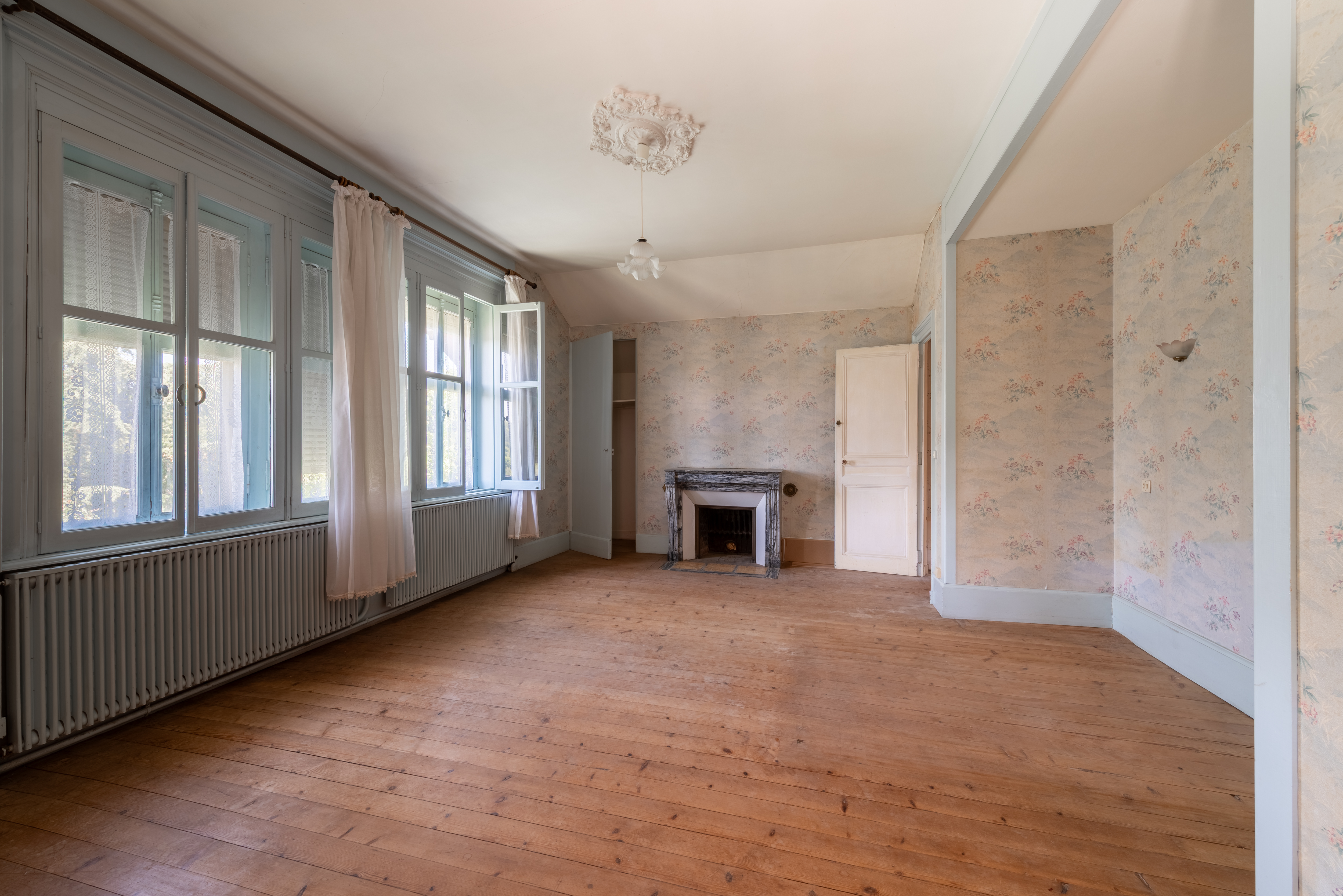 French property for sale in Cormeilles, Eure - €670,000 - photo 