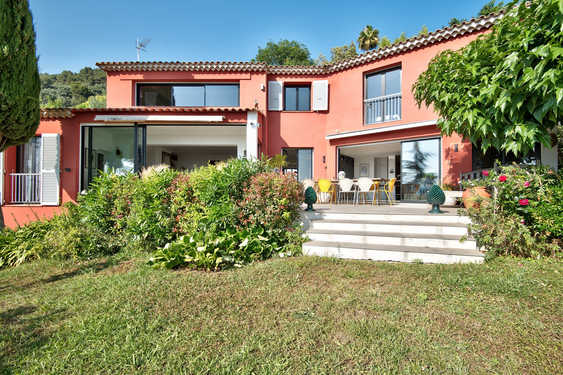 French property for sale in Nice, Alpes-Maritimes - €3,300,000 - photo 
