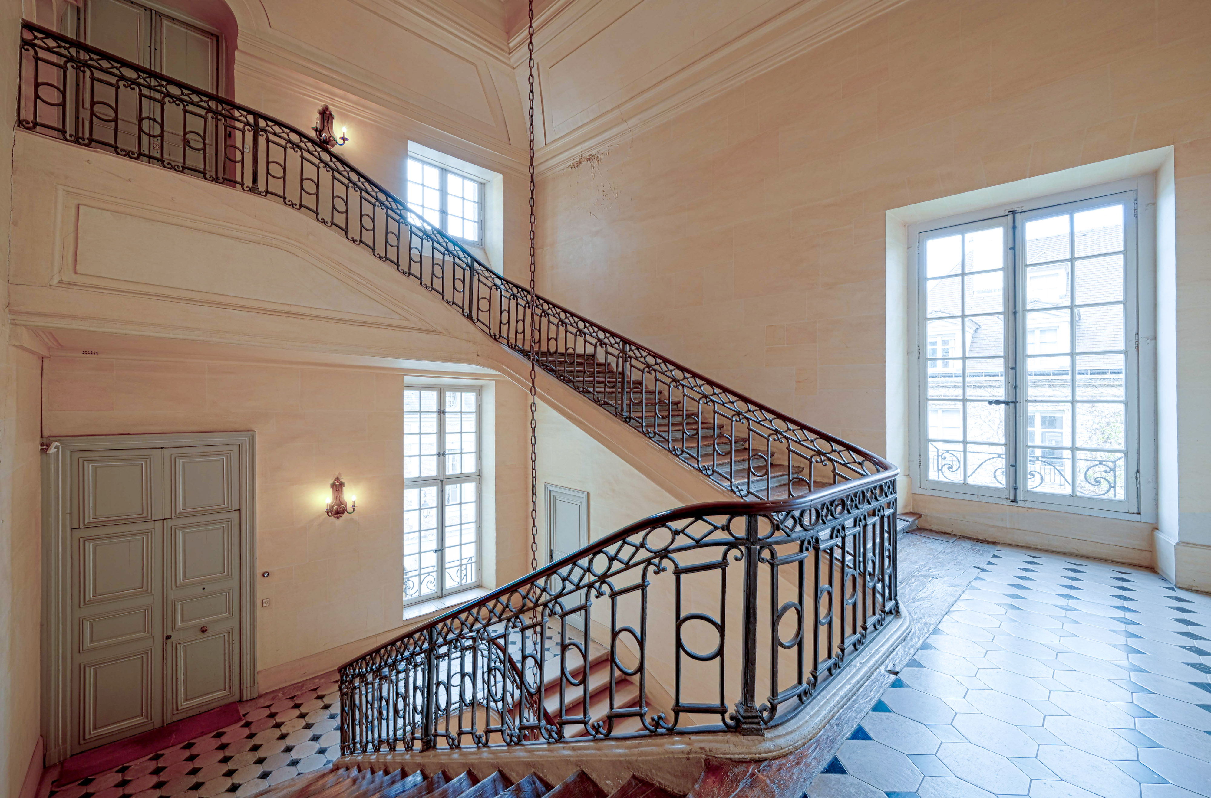 French property for sale in Paris 3e Arrondissement, Paris - €4,400,000 - photo 