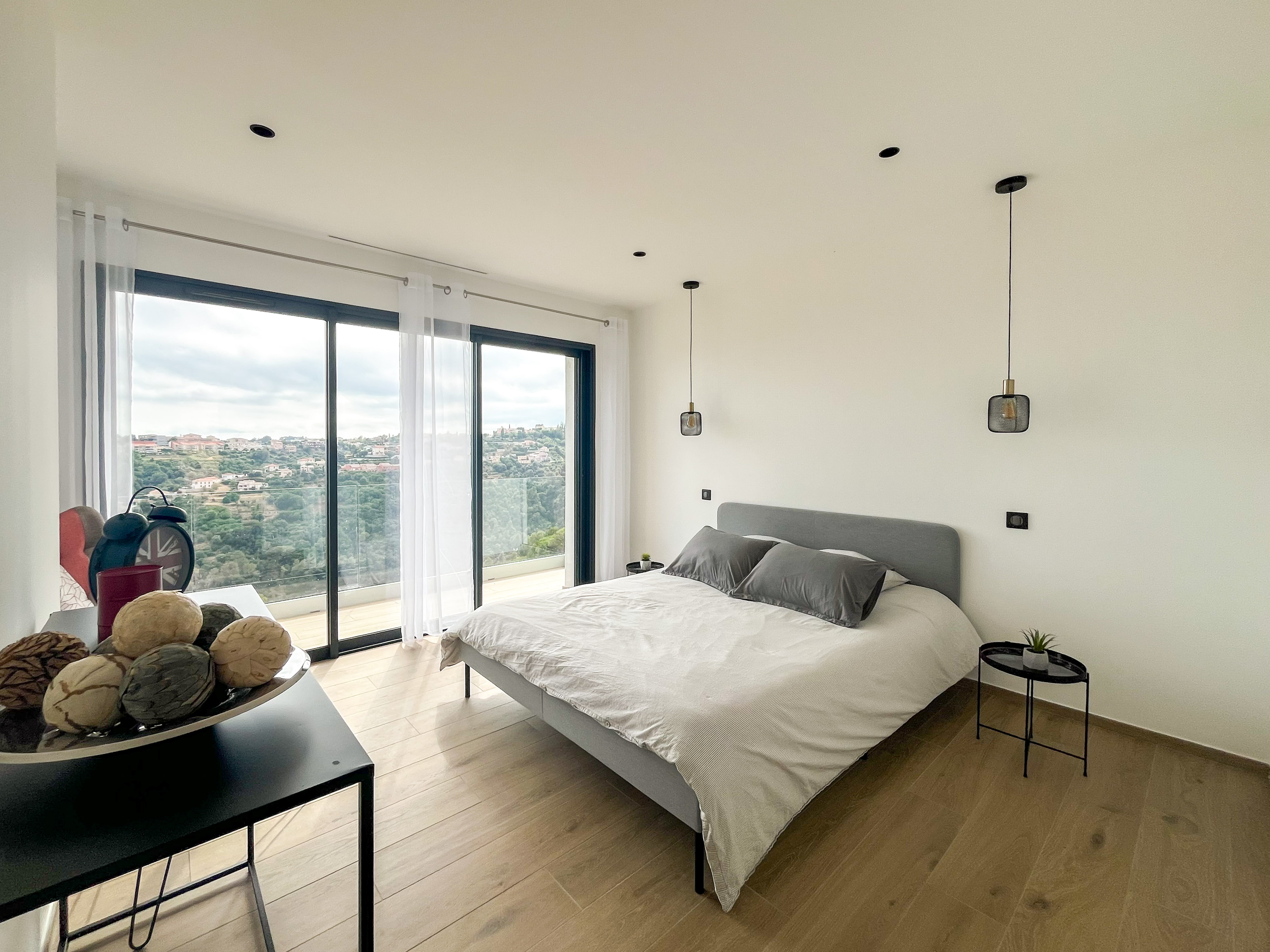 French property for sale in Nice, Alpes-Maritimes - €1,395,000 - photo 
