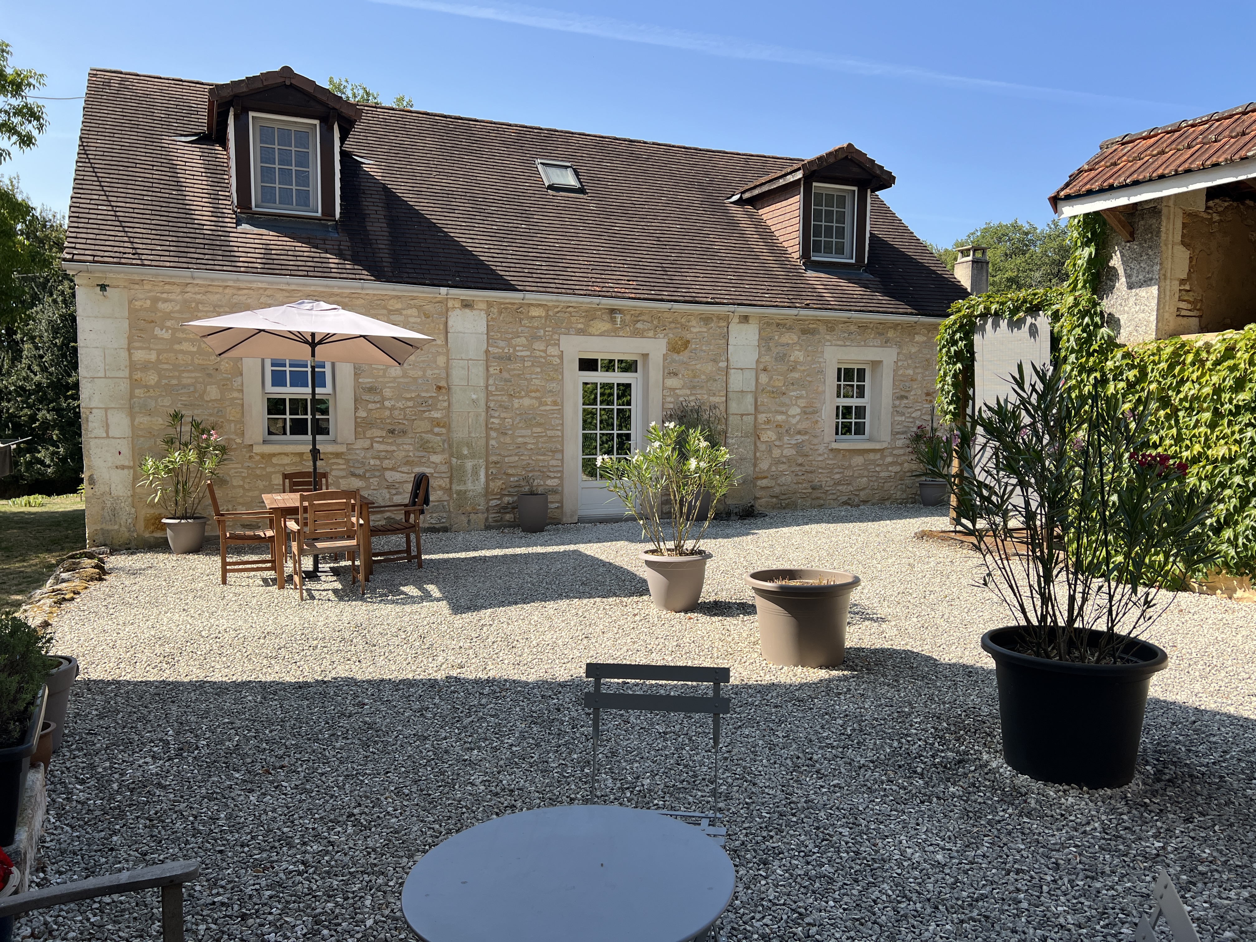Propriété en France à vendre à Négrondes, Dordogne - &#8364;667 800 - photo 