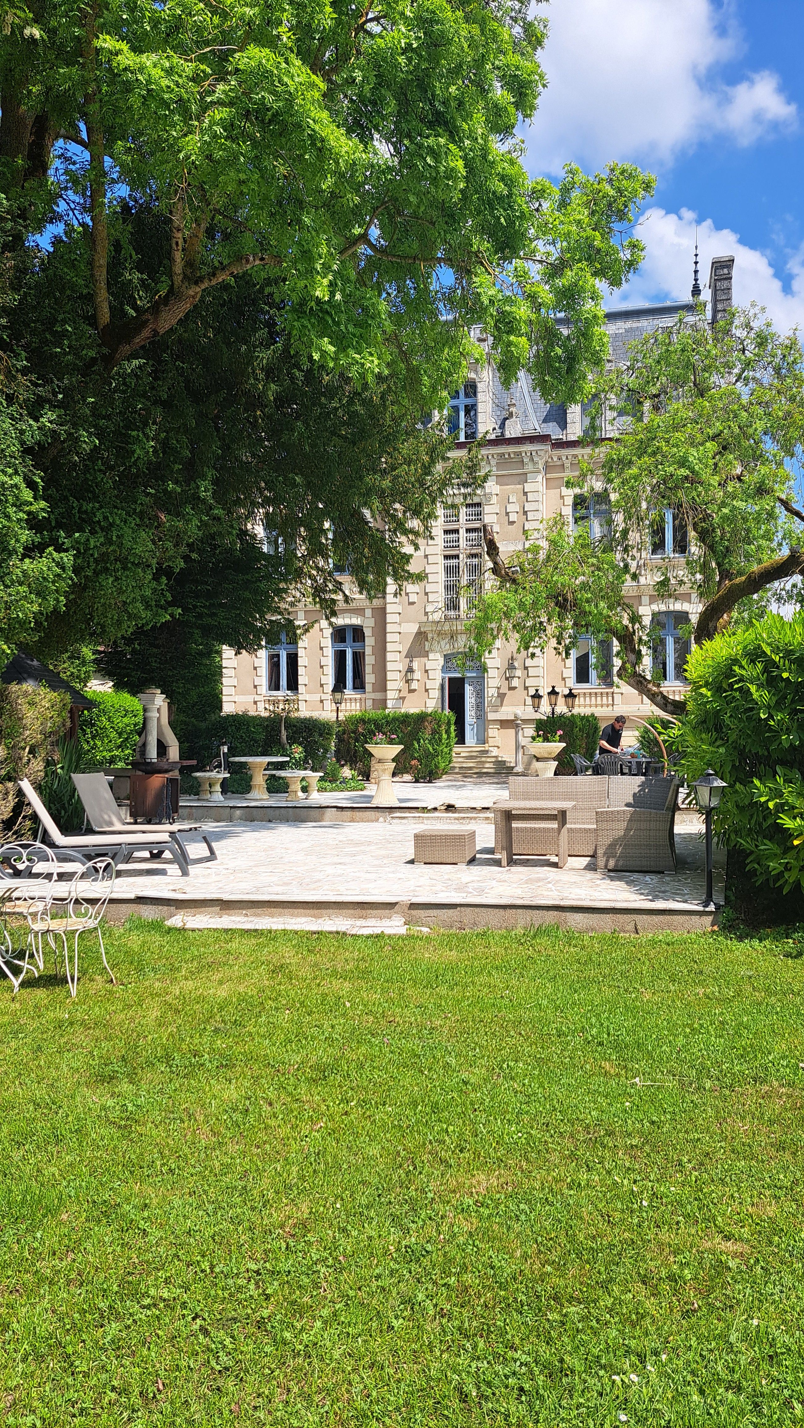 Propriété en France à vendre à Trogues, Indre-et-Loire - &#8364;2 955 000 - photo 