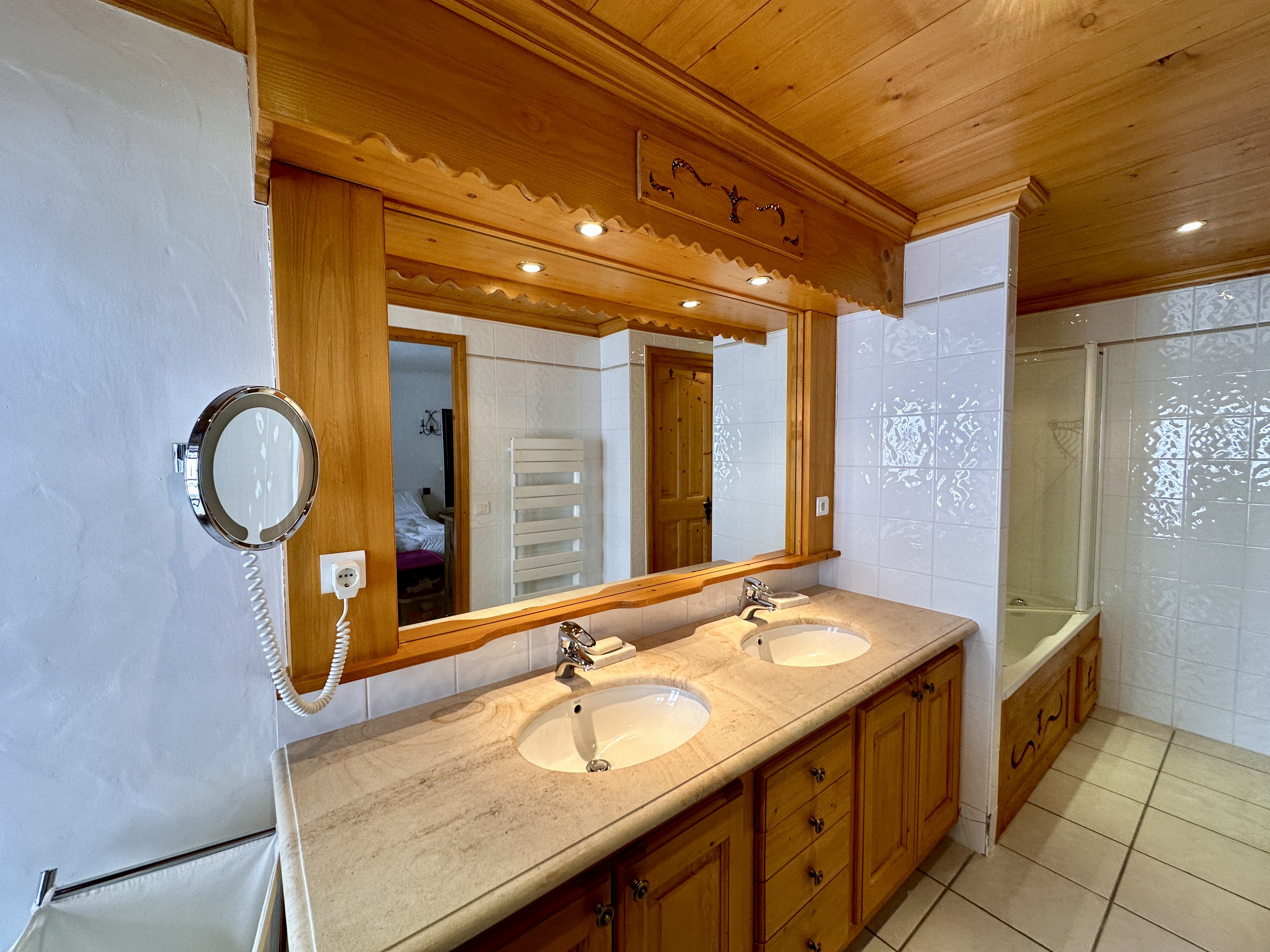 French property for sale in Courchevel, Savoie - €8,400,000 - photo 