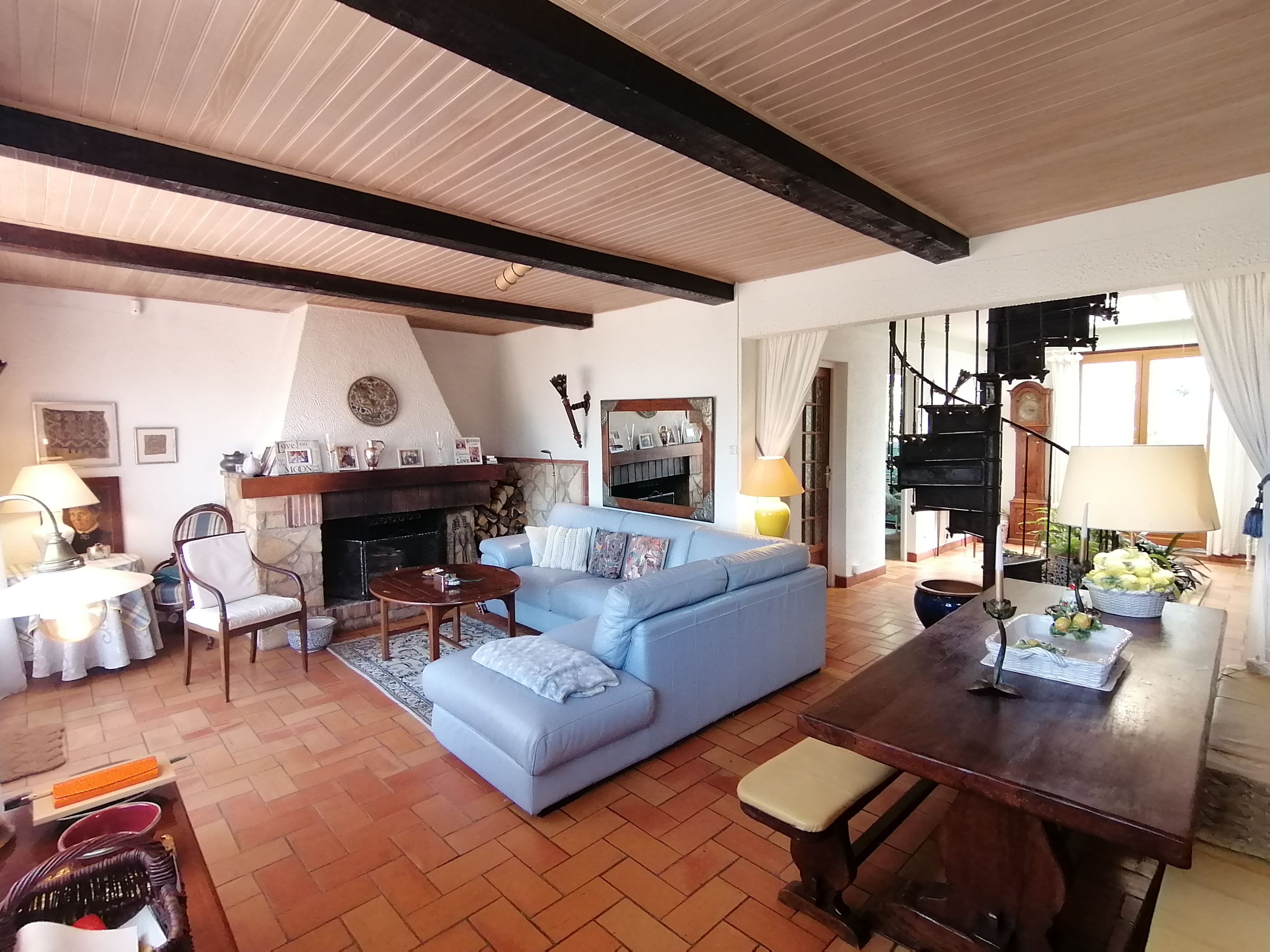 French property for sale in Belcodène, Bouches-du-Rhône - €965,000 - photo 