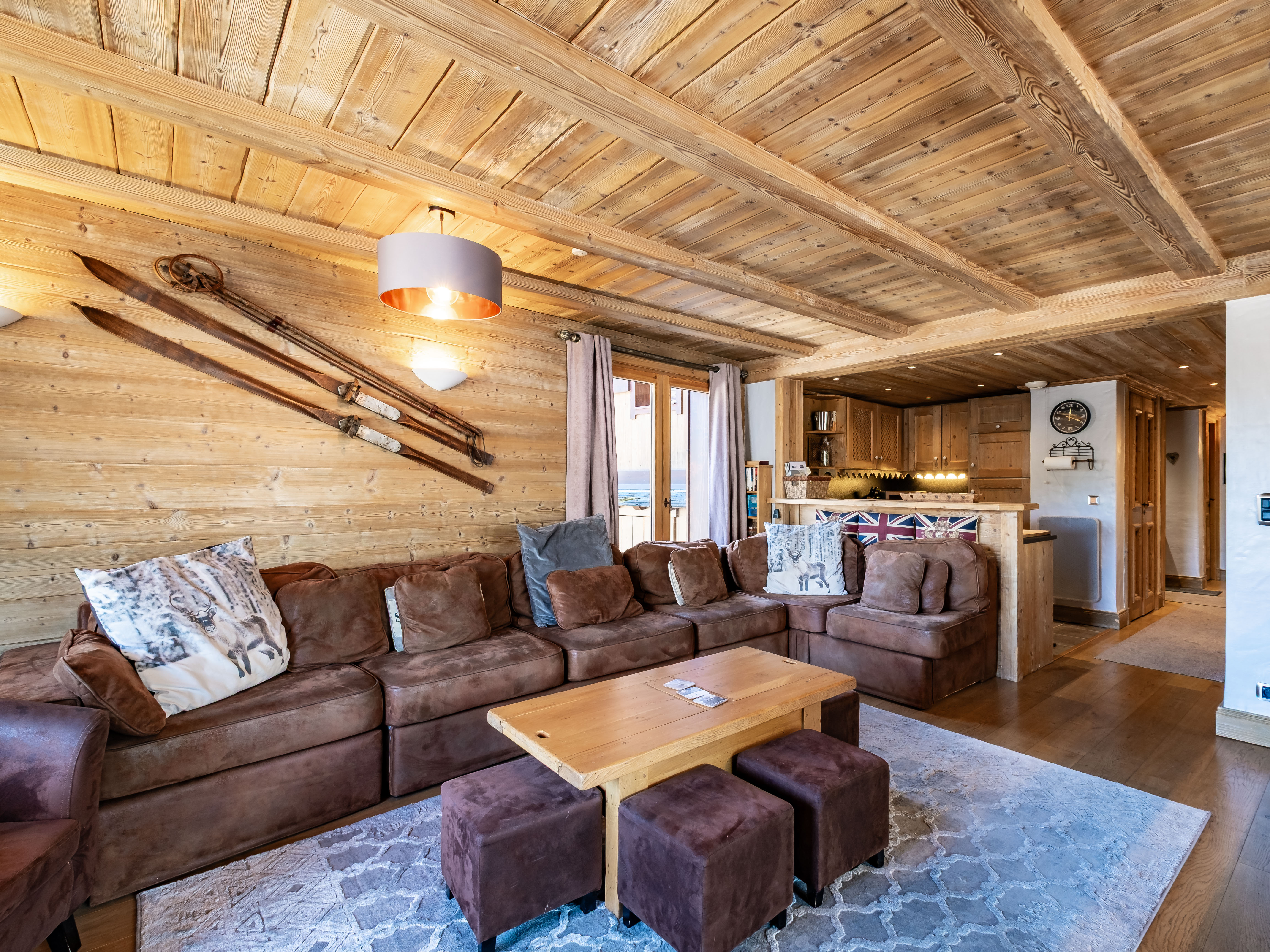 Propriété en France à vendre à Les Allues, Savoie - &#8364;1 545 000 - photo 