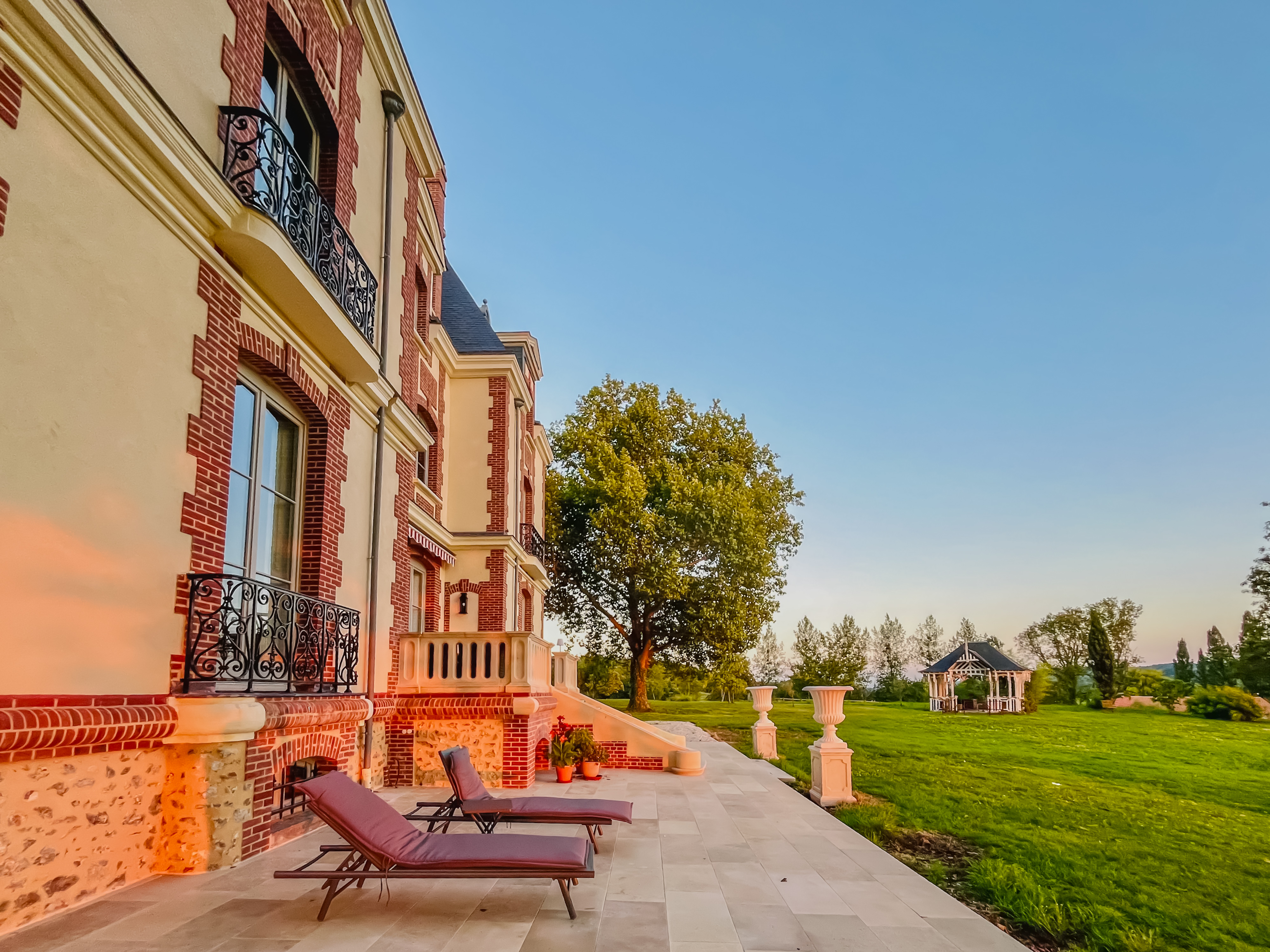 Propriété en France à vendre à Pont-l'Évêque, Calvados - &#8364;5 420 000 - photo 