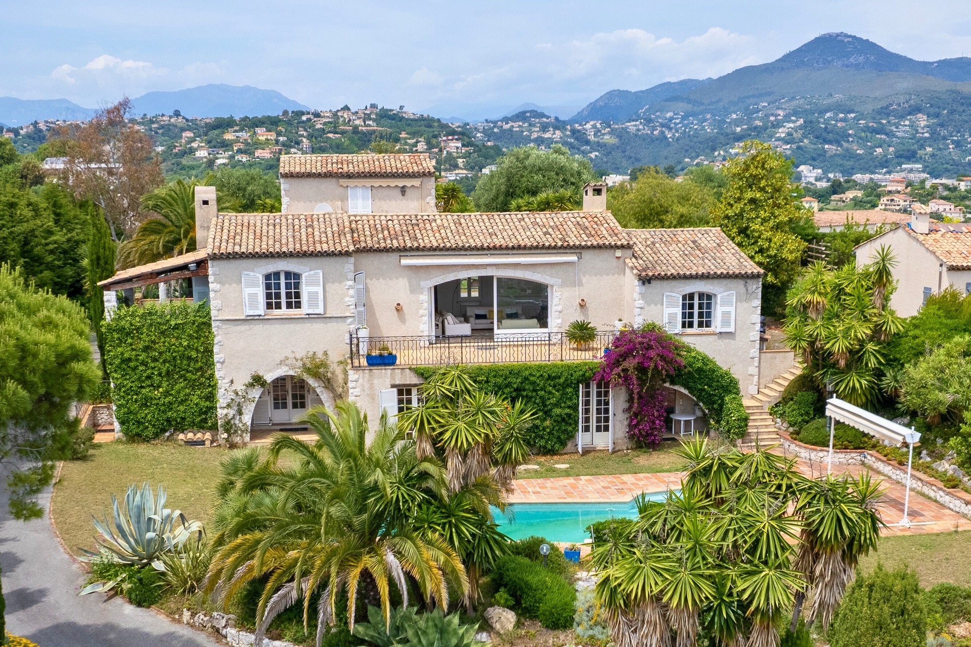 Propriété en France à vendre à Nice, Alpes-Maritimes - &#8364;2 395 000 - photo 