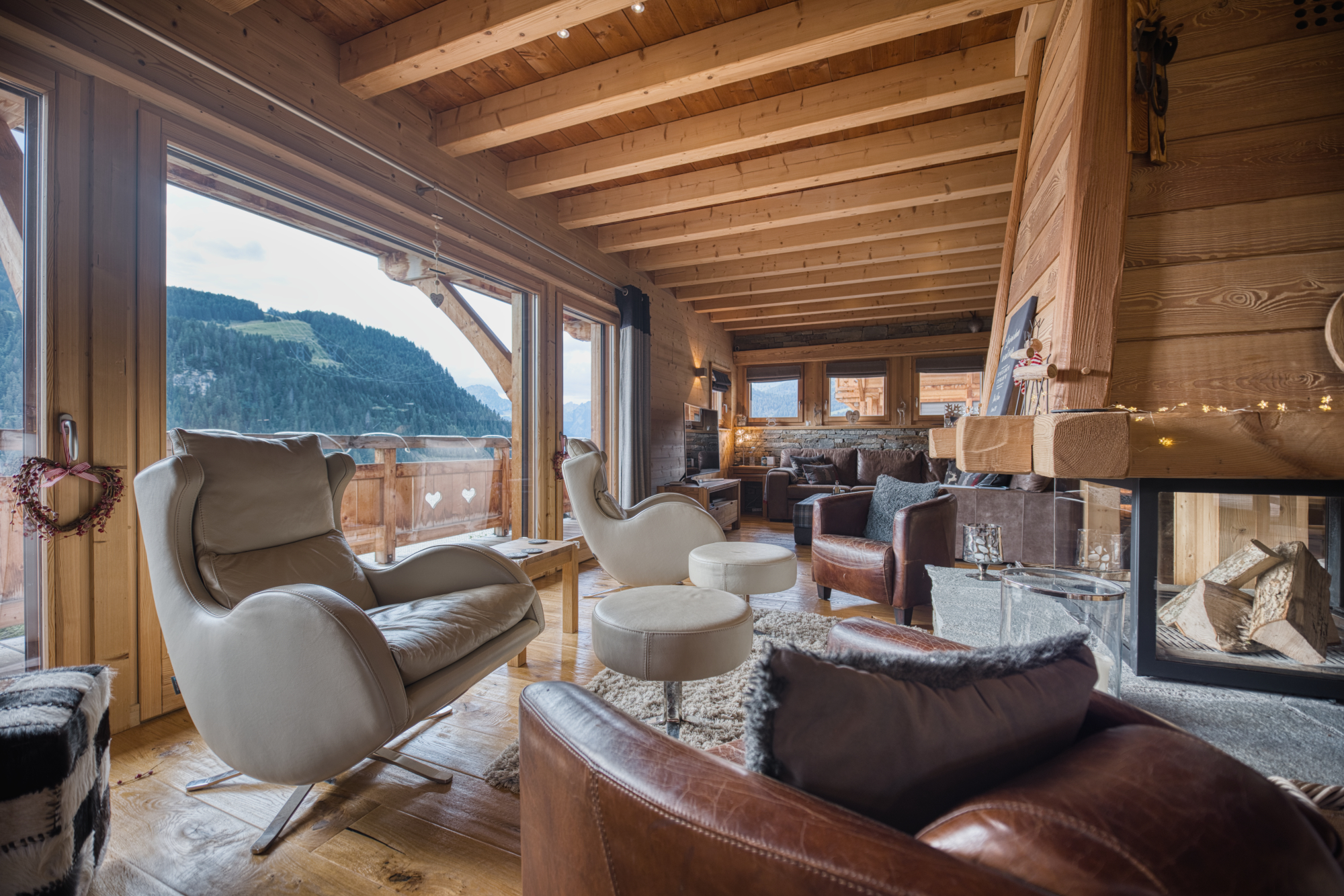 French property for sale in Châtel, Haute-Savoie - €2,495,000 - photo 