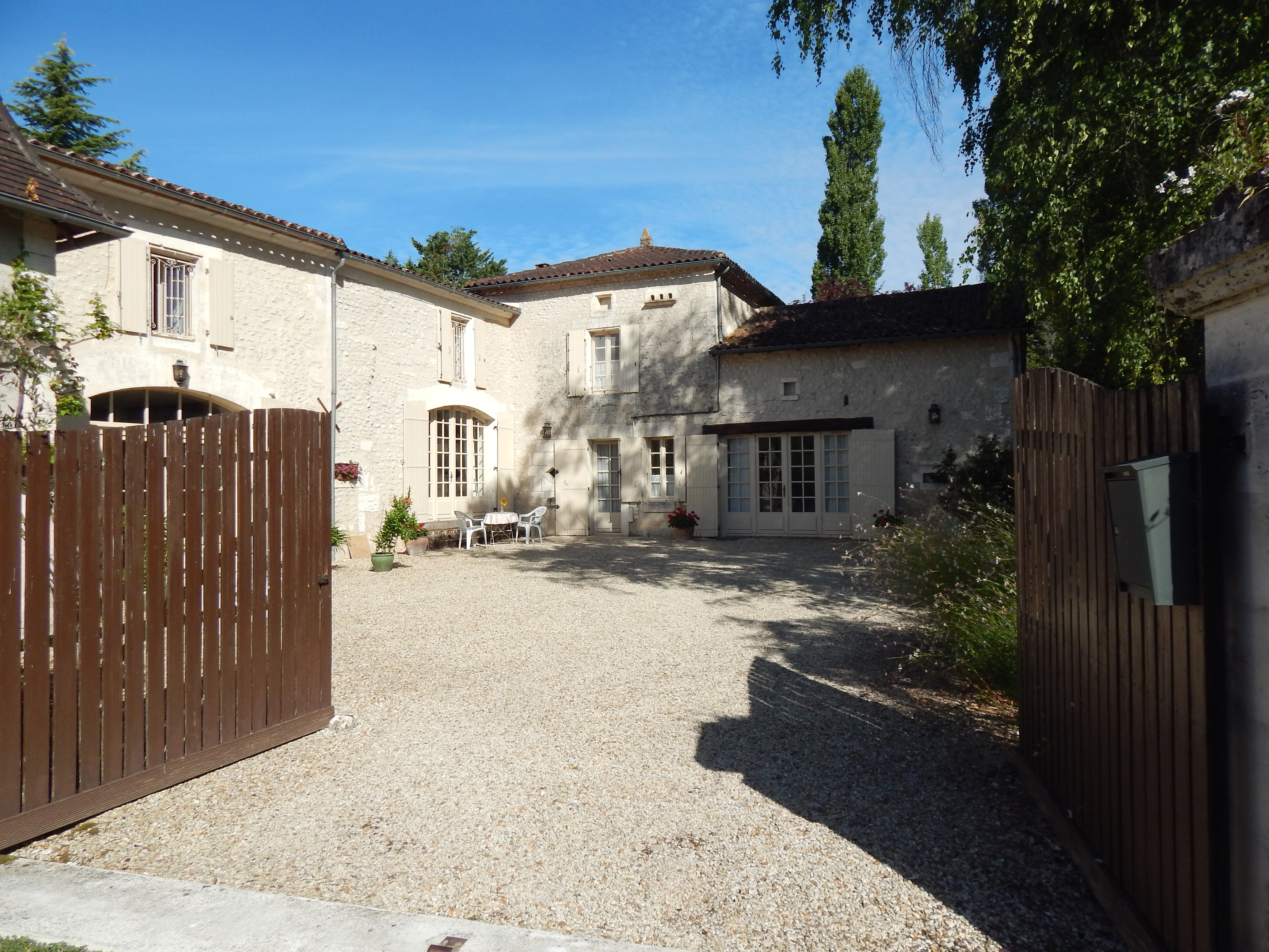 French property for sale in La Chapelle-Grésignac, Dordogne - €650,000 - photo 