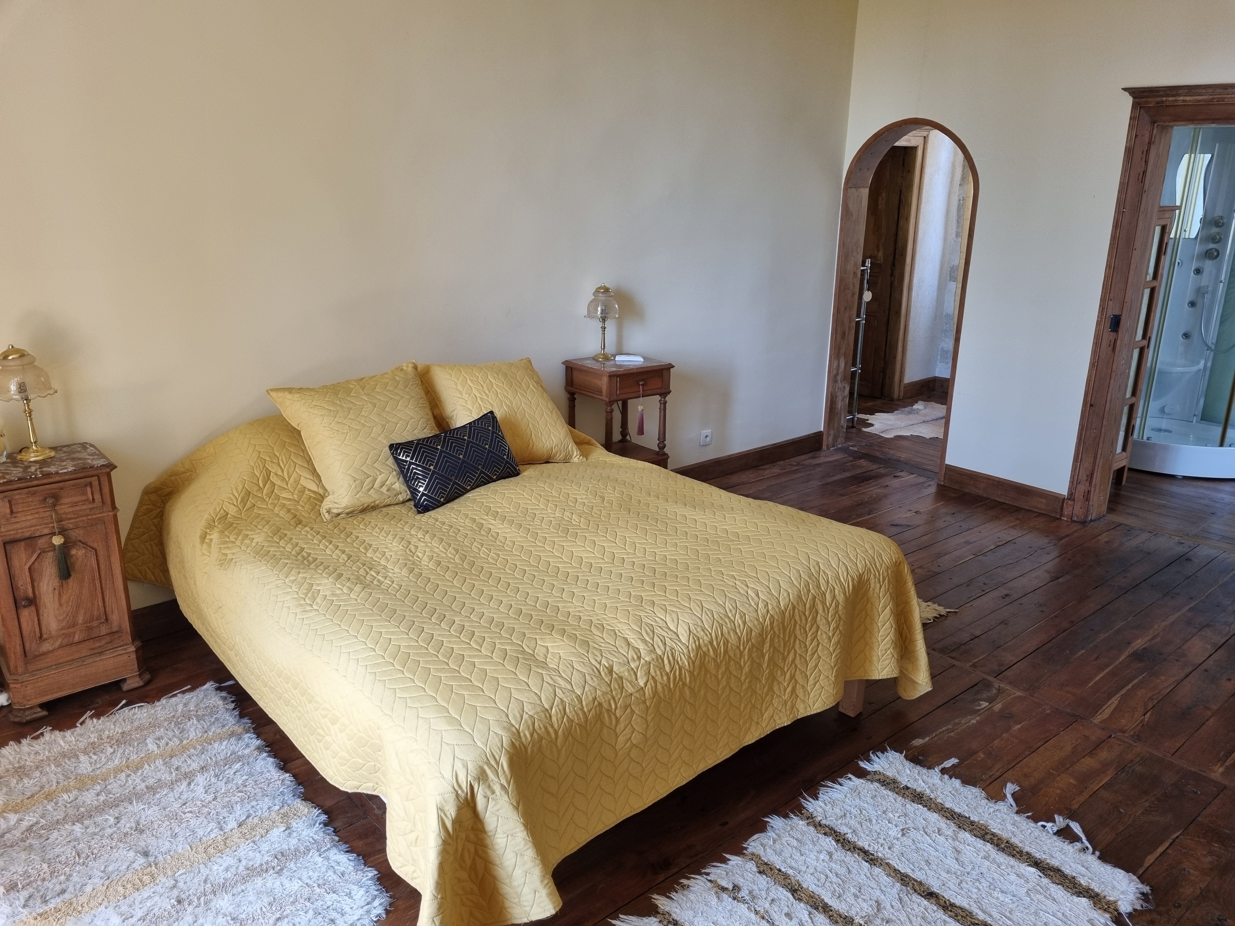 French property for sale in Lesterps, Charente - €1,054,700 - photo 