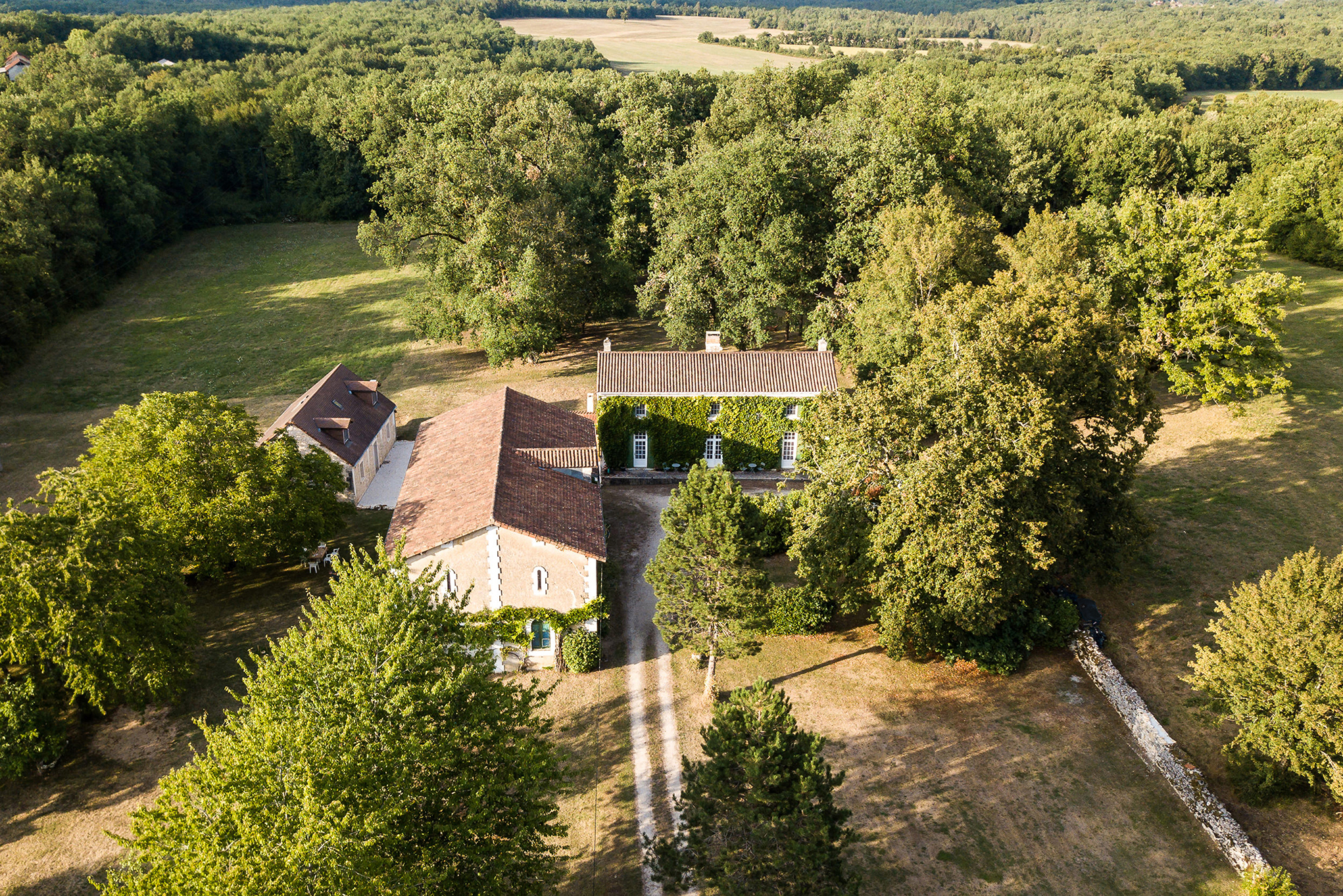 Propriété en France à vendre à Négrondes, Dordogne - &#8364;667 800 - photo 