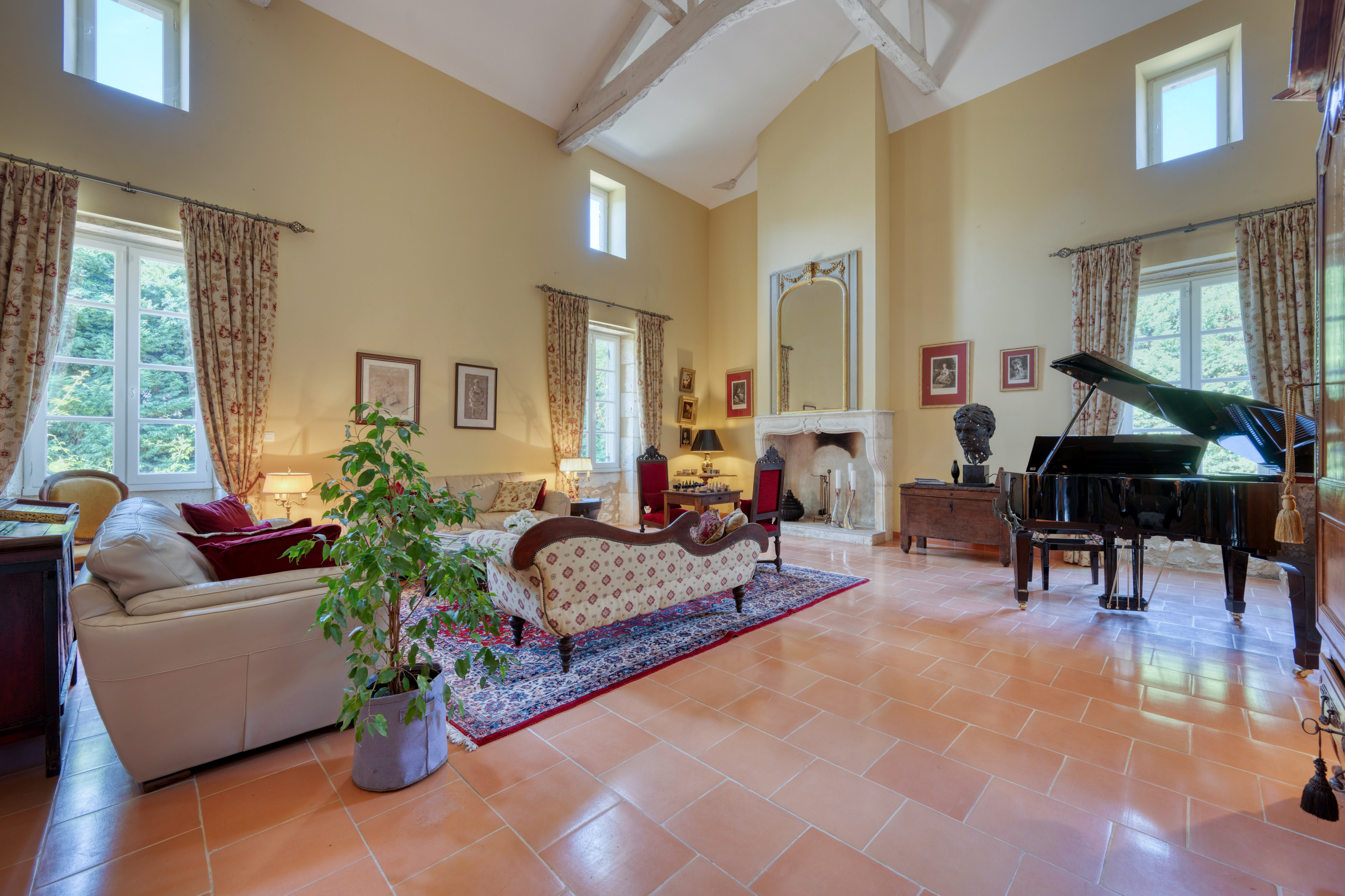 French property for sale in Duras, Lot-et-Garonne - €1,265,000 - photo 
