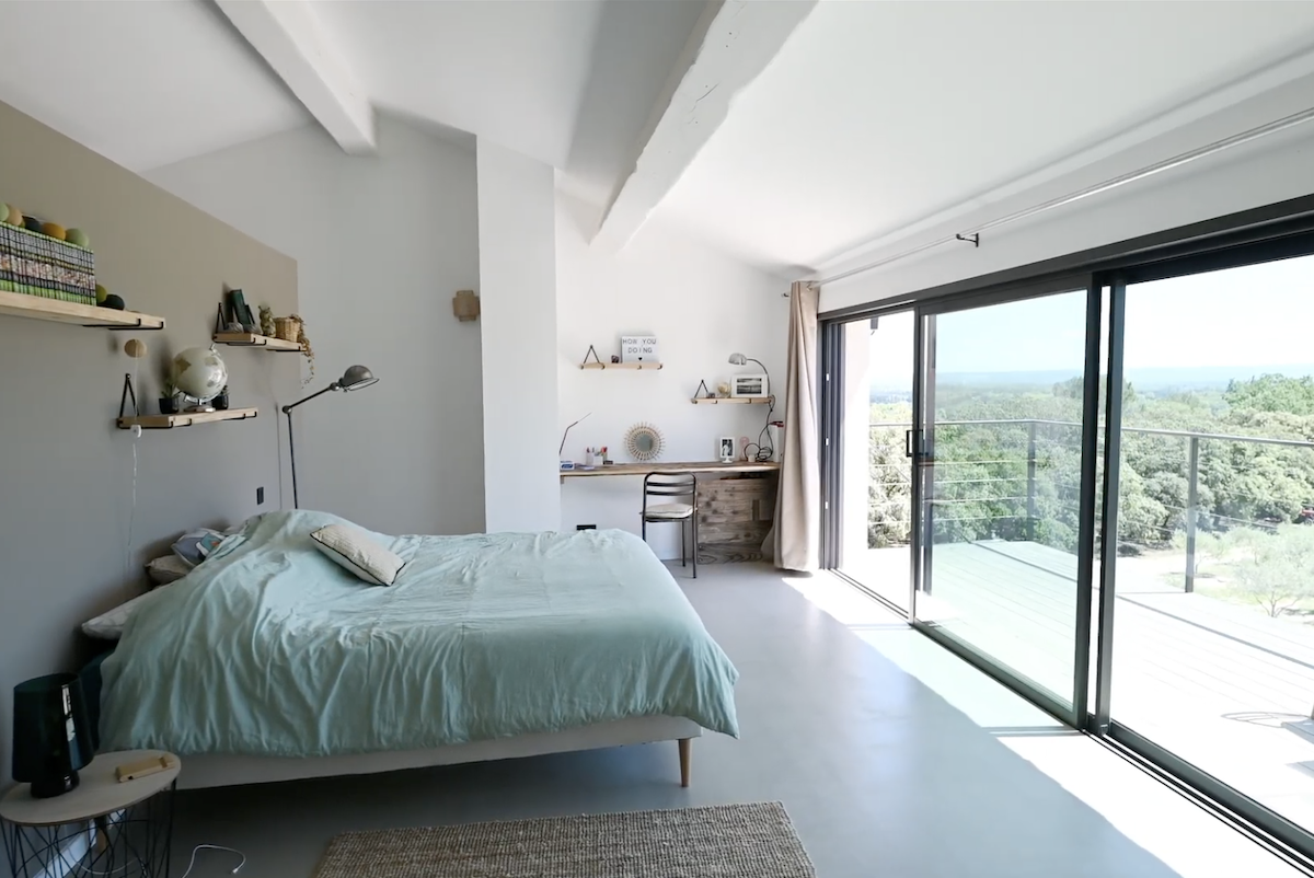 French property for sale in Noves, Bouches-du-Rhône - €3,500,000 - photo 