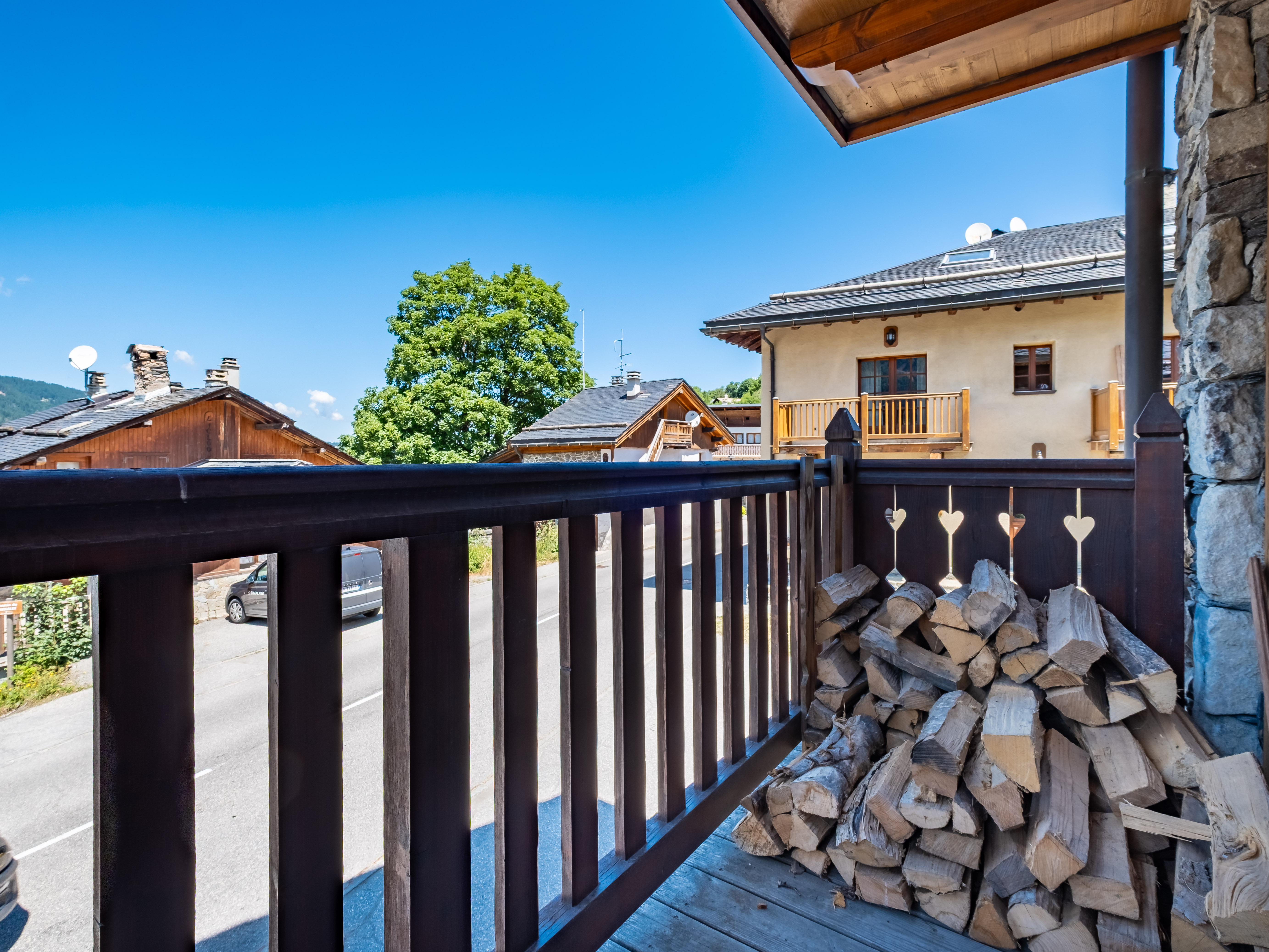 Propriété en France à vendre à Les Allues, Savoie - &#8364;1 545 000 - photo 