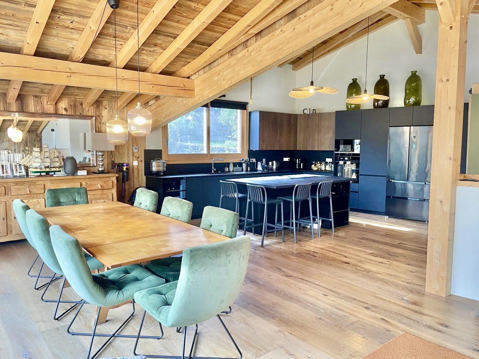 Propriété en France à vendre à Bozel, Savoie - &#8364;1 890 000 - photo 