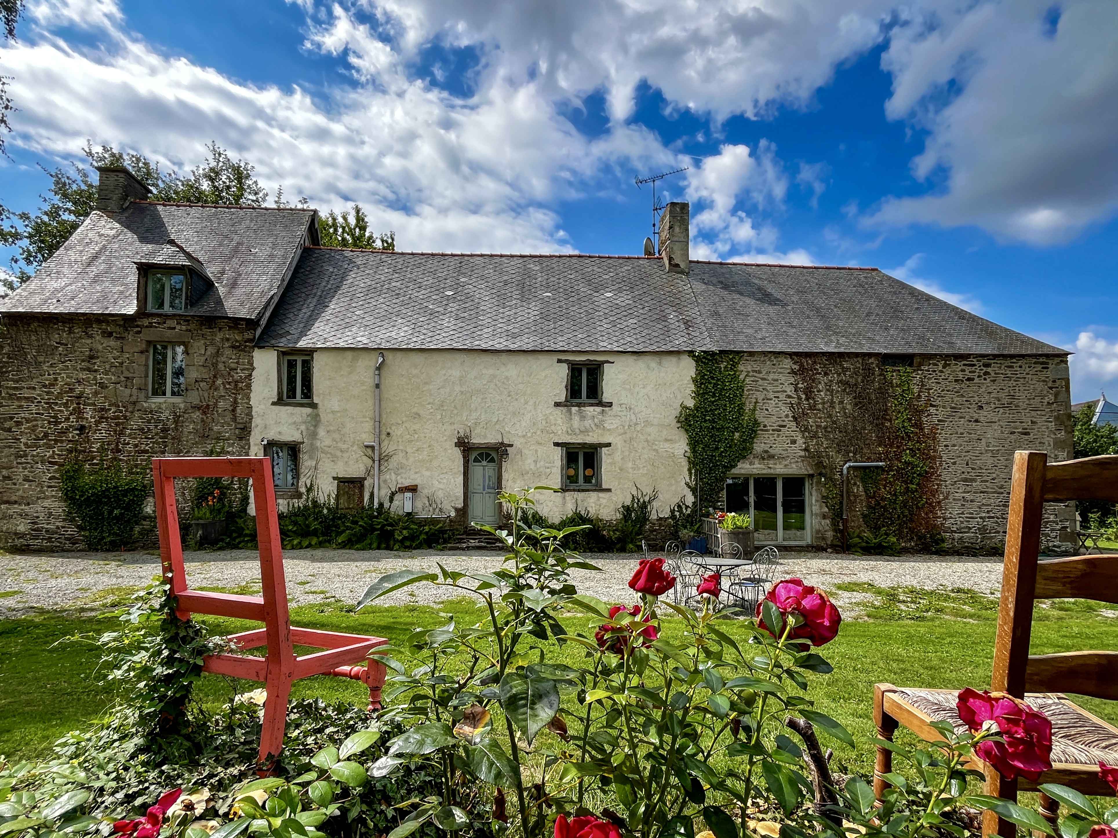 French property for sale in Pleine-Fougères, Ille-et-Vilaine - €737,800 - photo 
