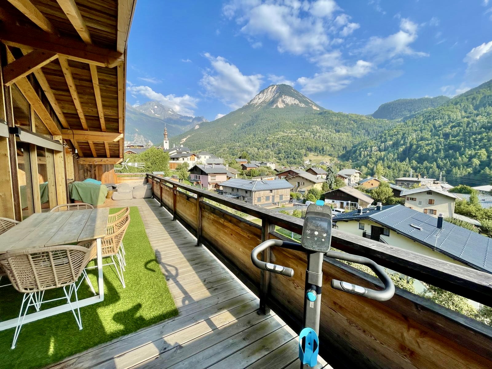 Propriété en France à vendre à Bozel, Savoie - &#8364;1 890 000 - photo 