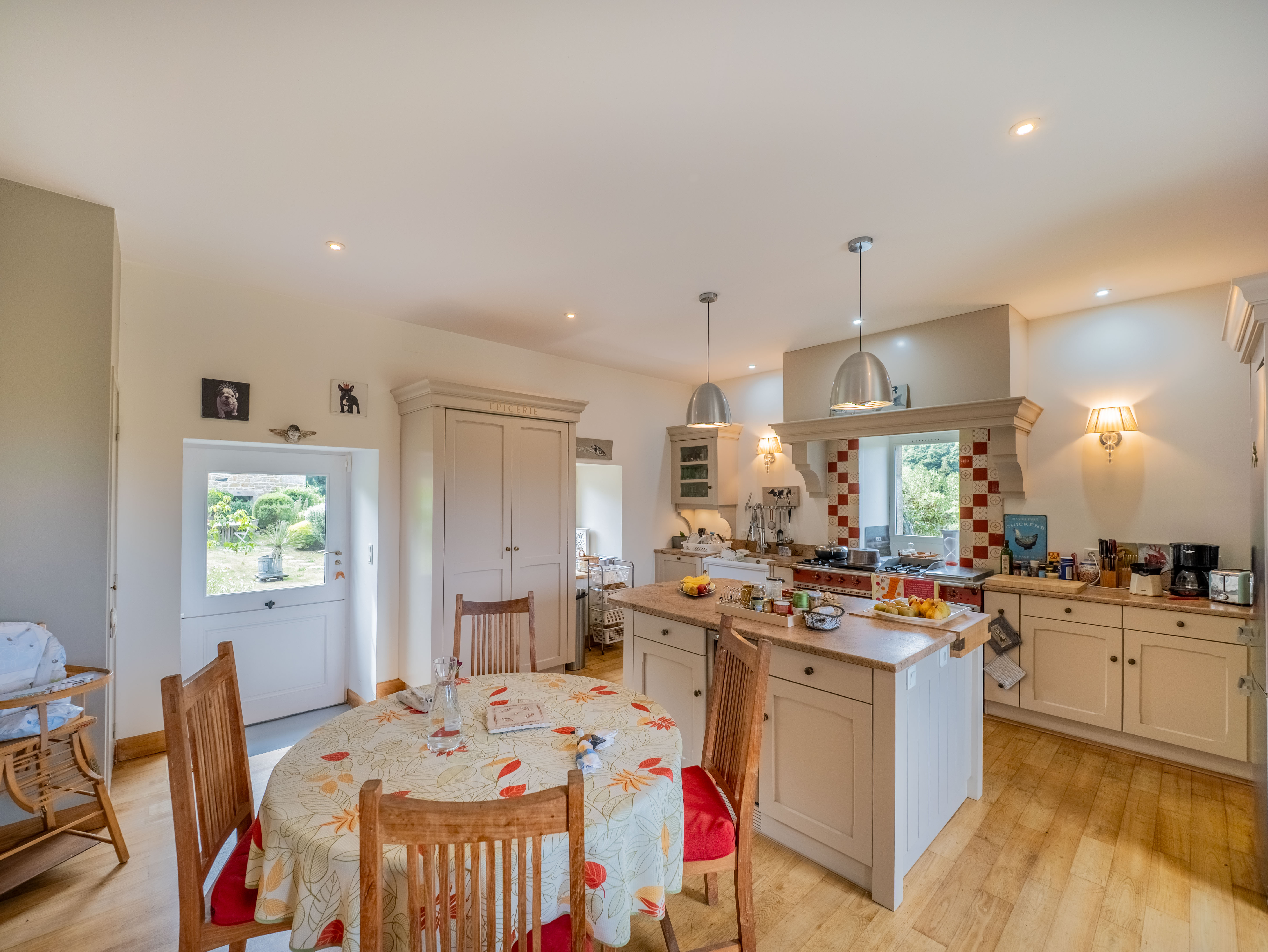 French property for sale in Penvénan, Côtes-d'Armor - €2,457,600 - photo 