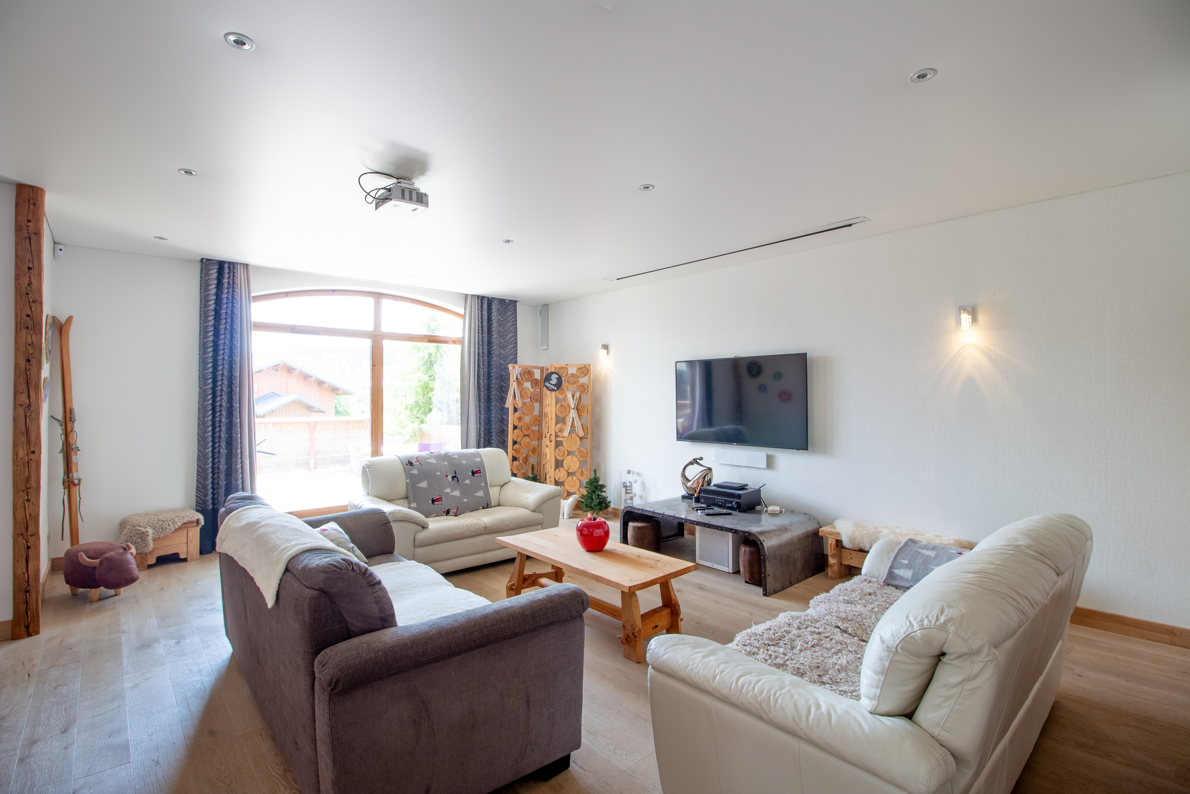 French property for sale in Les Saisies, Savoie - €2,215,000 - photo 