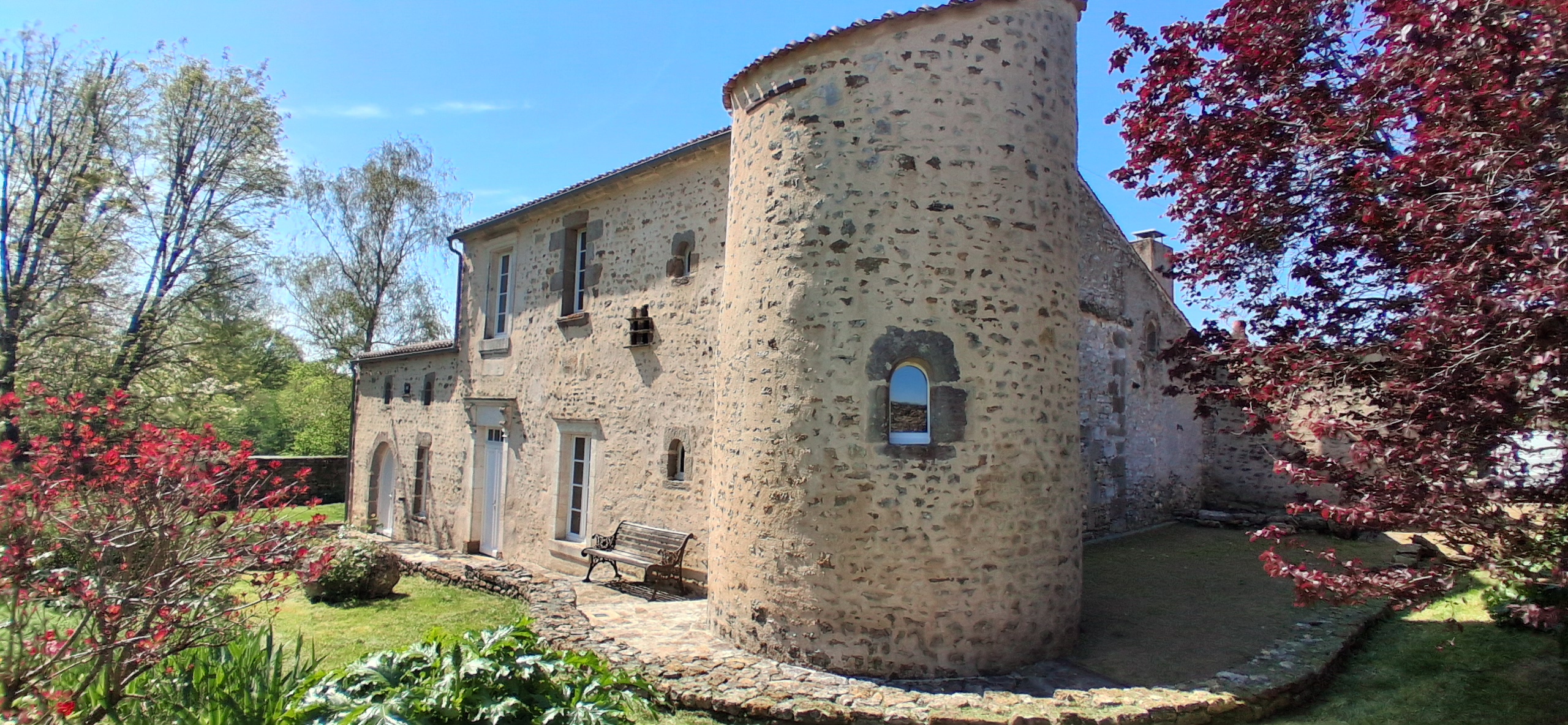 French property for sale in Marsais-Sainte-Radégonde, Vendée - €395,000 - photo 