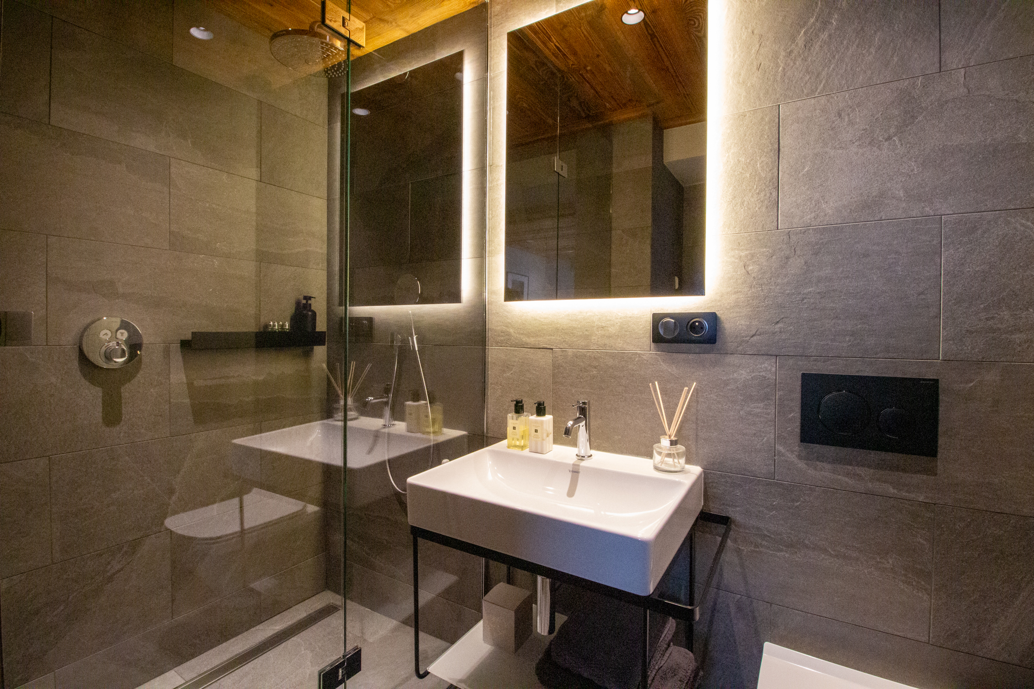 French property for sale in Saint-Martin-de-Belleville, Savoie - €2,595,000 - photo 