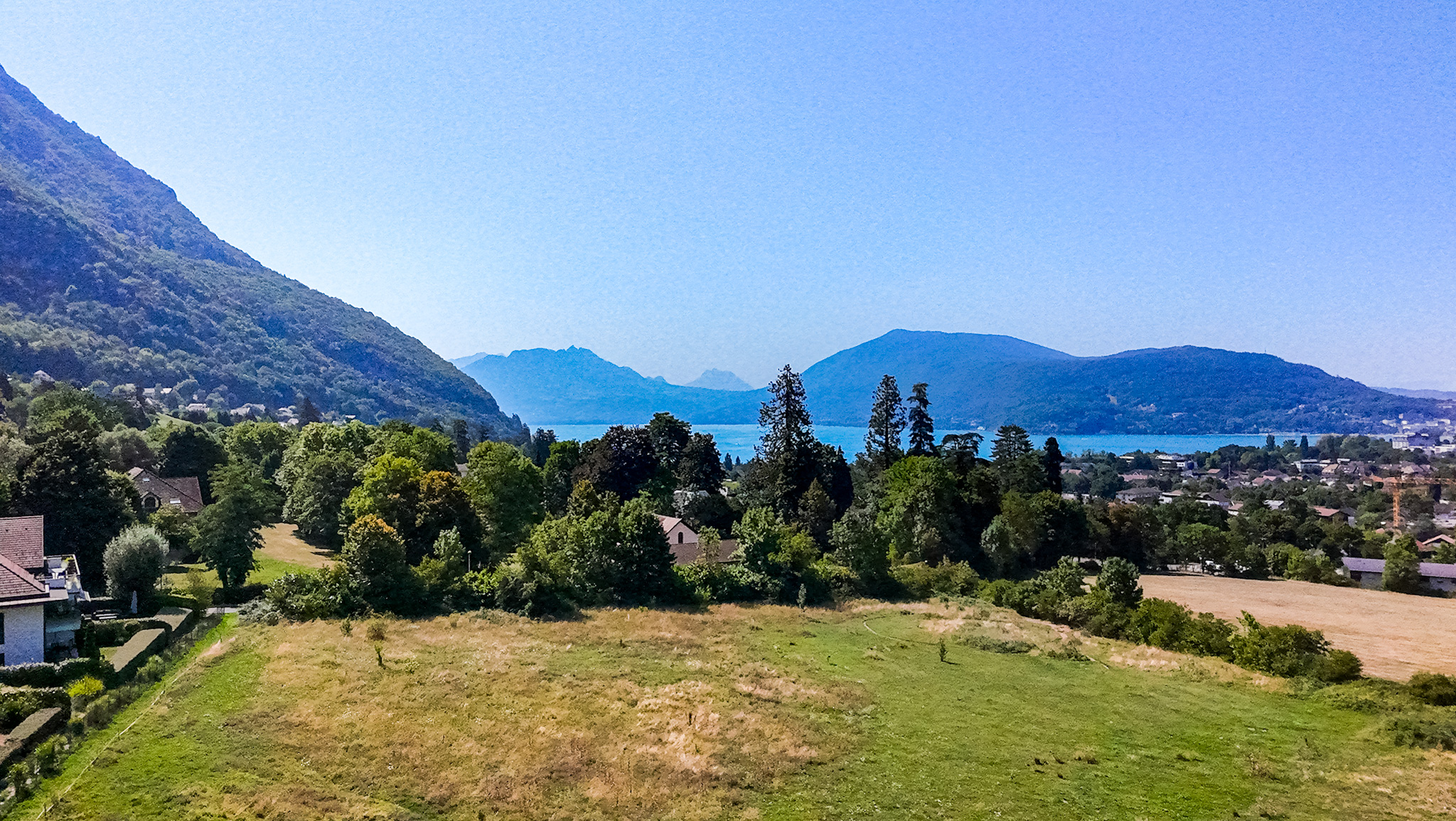 French property for sale in Annecy, Haute-Savoie - €3,885,000 - photo 