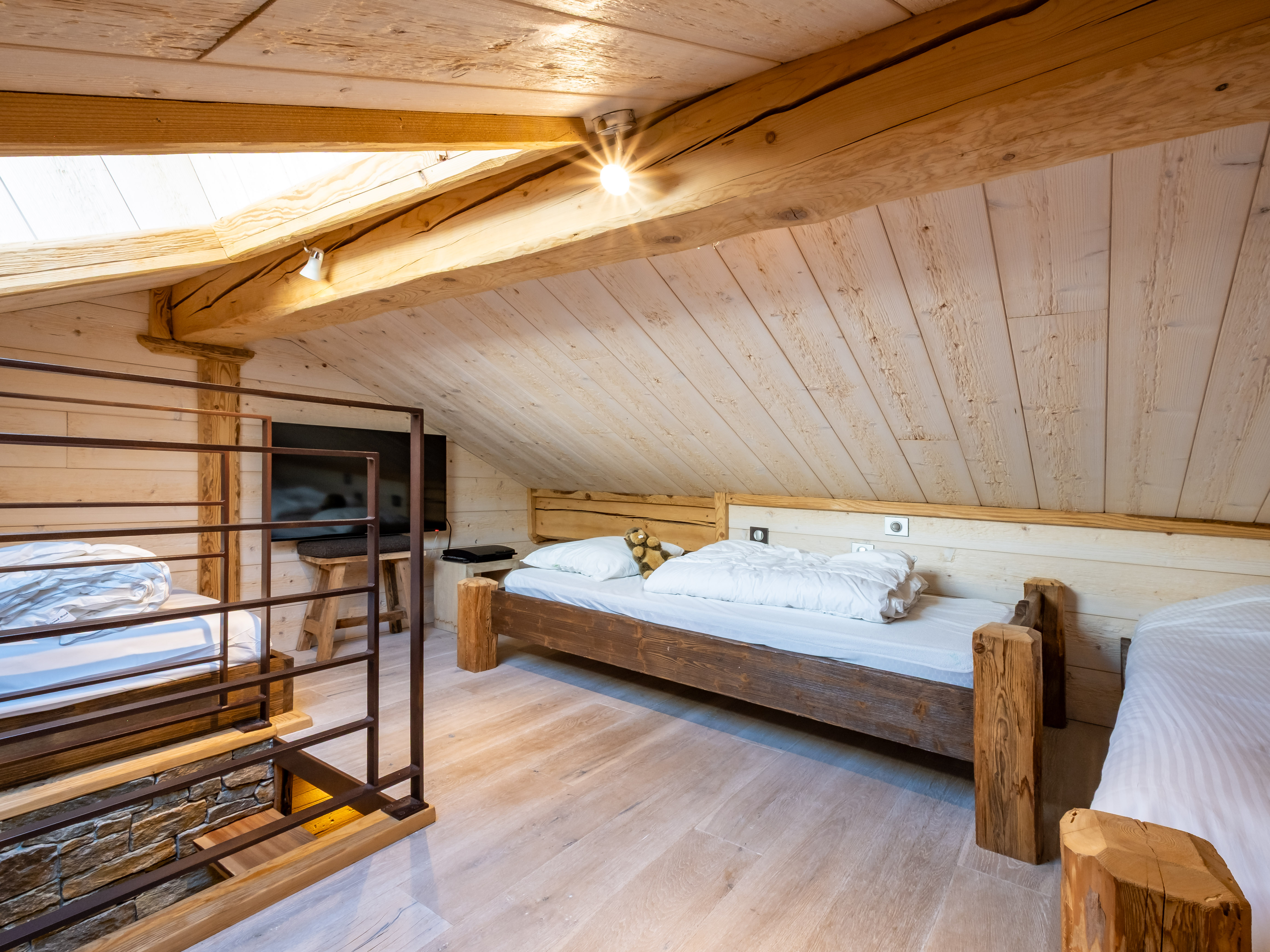 Propriété en France à vendre à MERIBEL LES ALLUES, Savoie - &#8364;1 270 000 - photo 