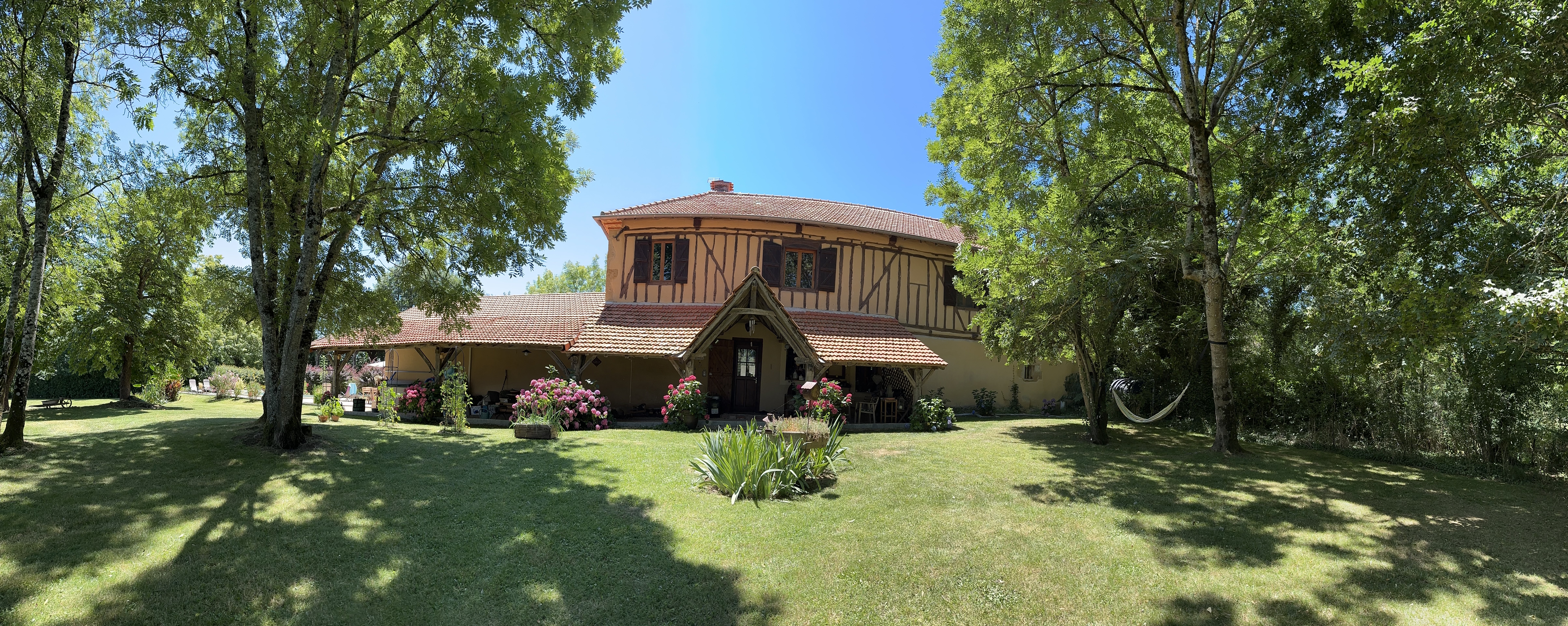 French property for sale in Bellegarde, Gers - €618,800 - photo 