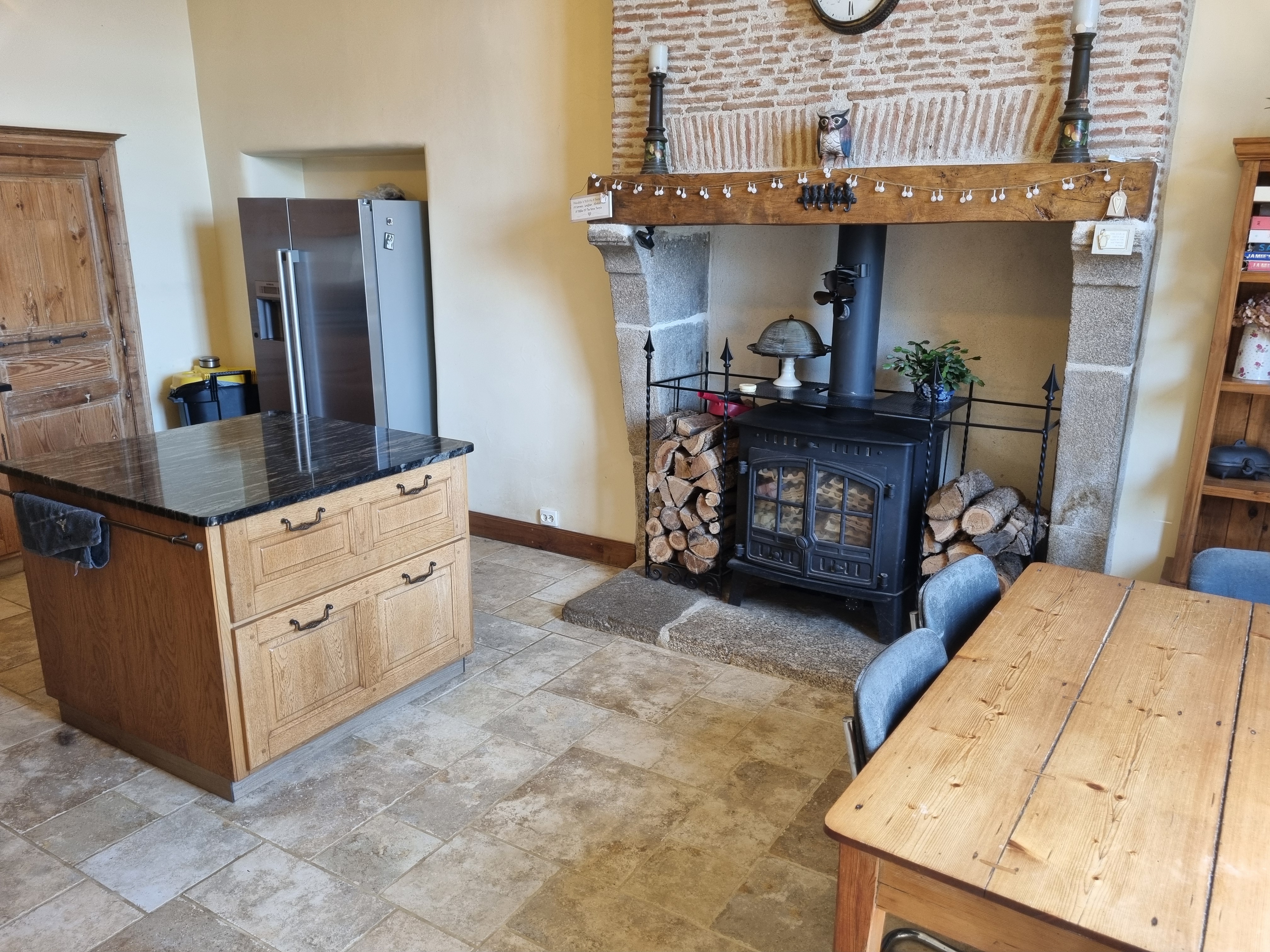 French property for sale in Lesterps, Charente - €1,054,700 - photo 