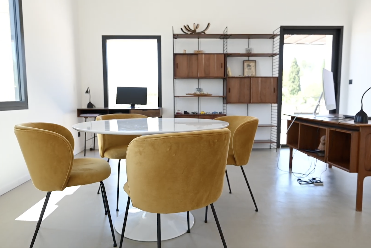 French property for sale in Noves, Bouches-du-Rhône - €3,500,000 - photo 